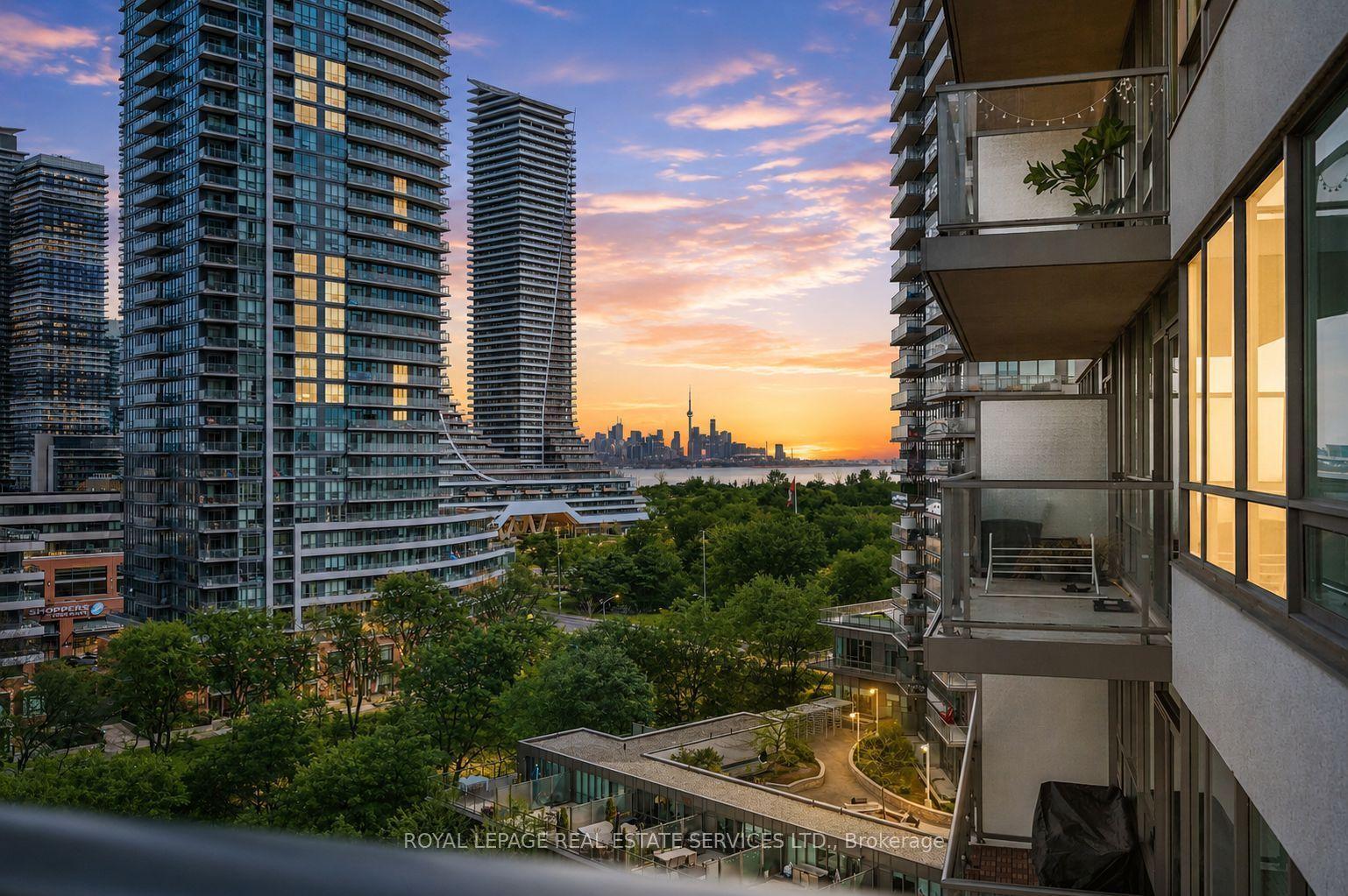15 Legion Road 904 #904, Toronto — Condo for sale, photo 1