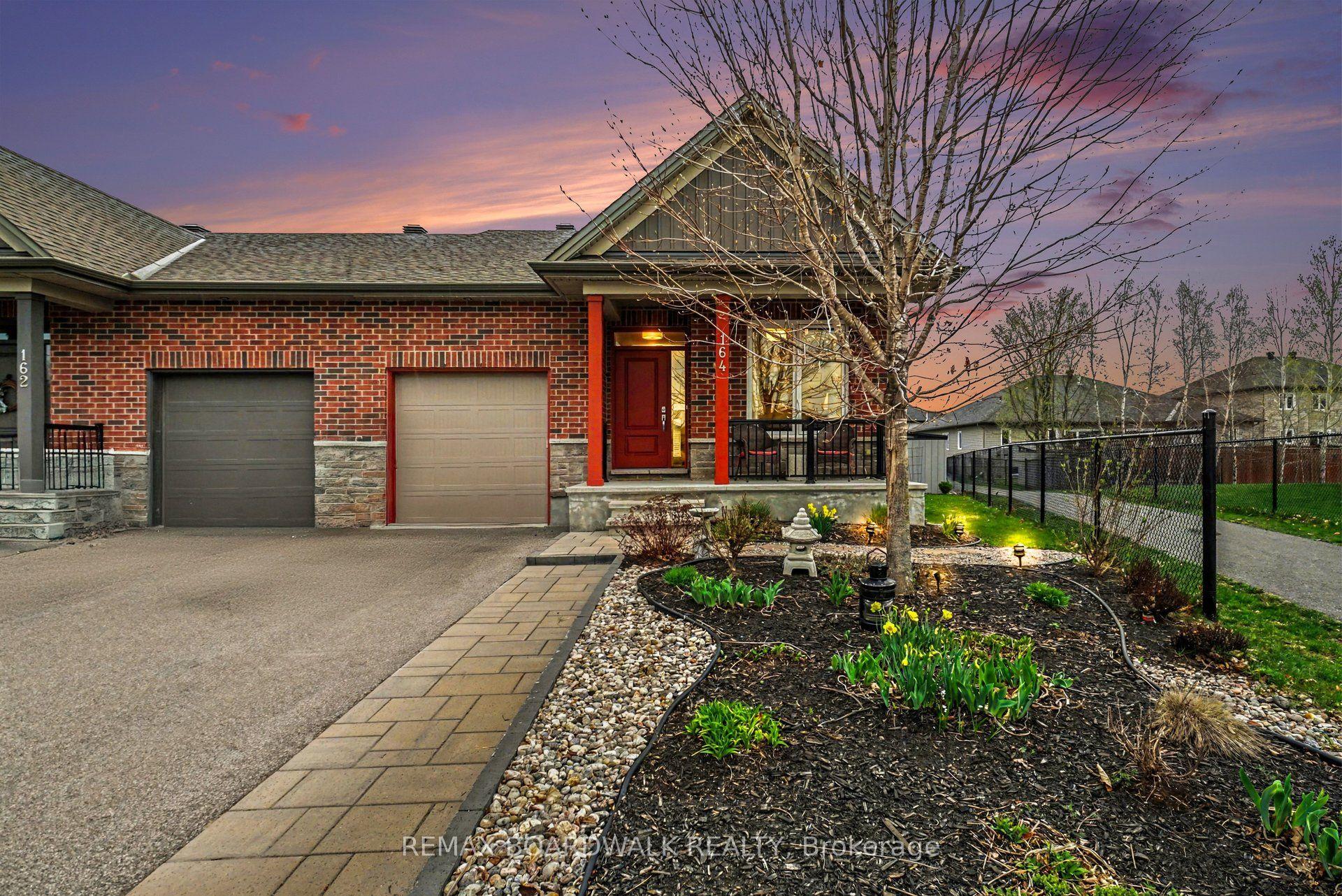 164 Boxcar Crescent — photo 1