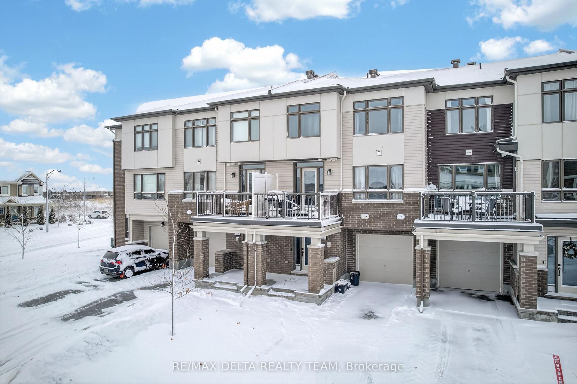 94 FEATHERTOP Lane — photo 1