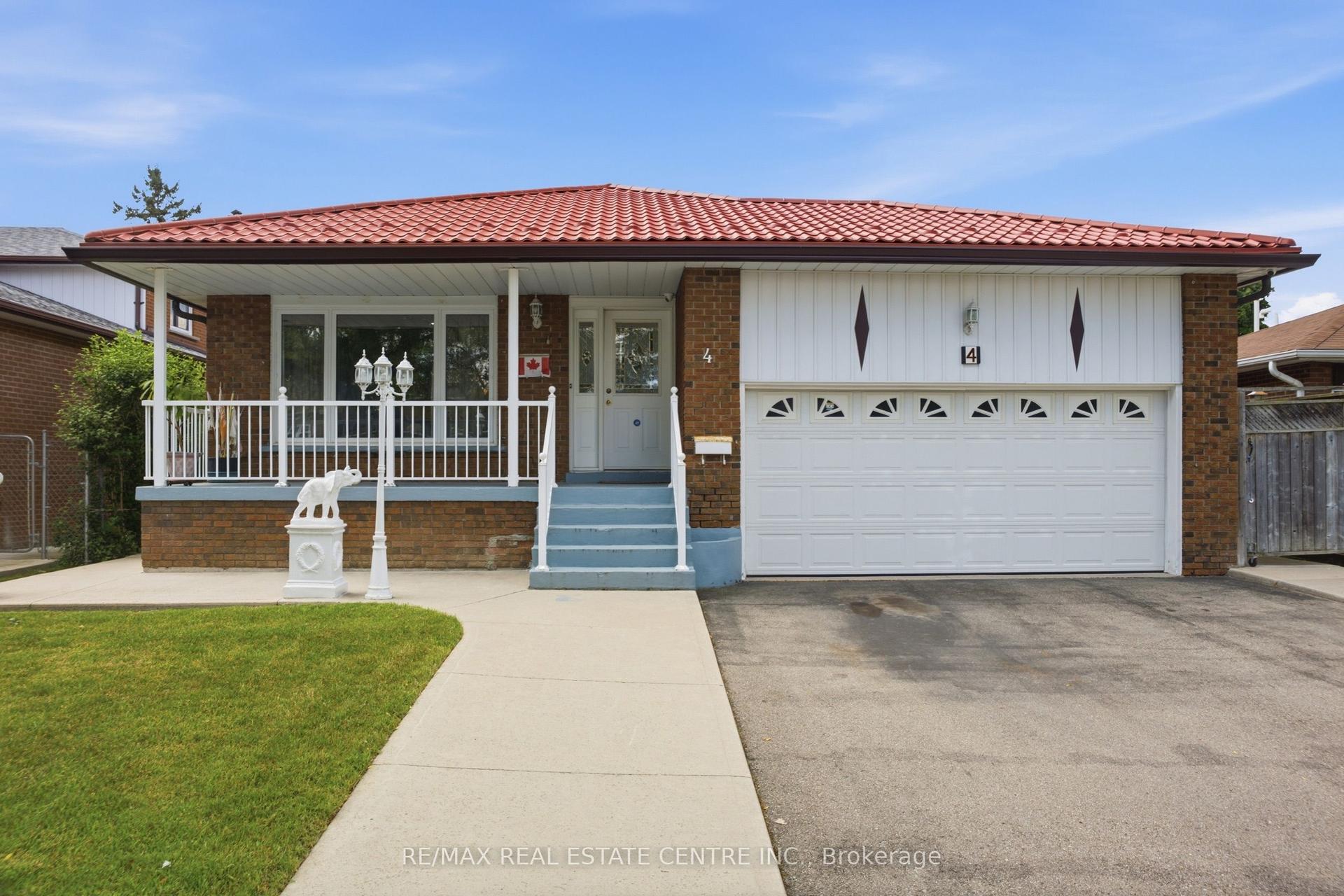 4 Manorcrest Street, Brampton — Detached for sale, photo 1