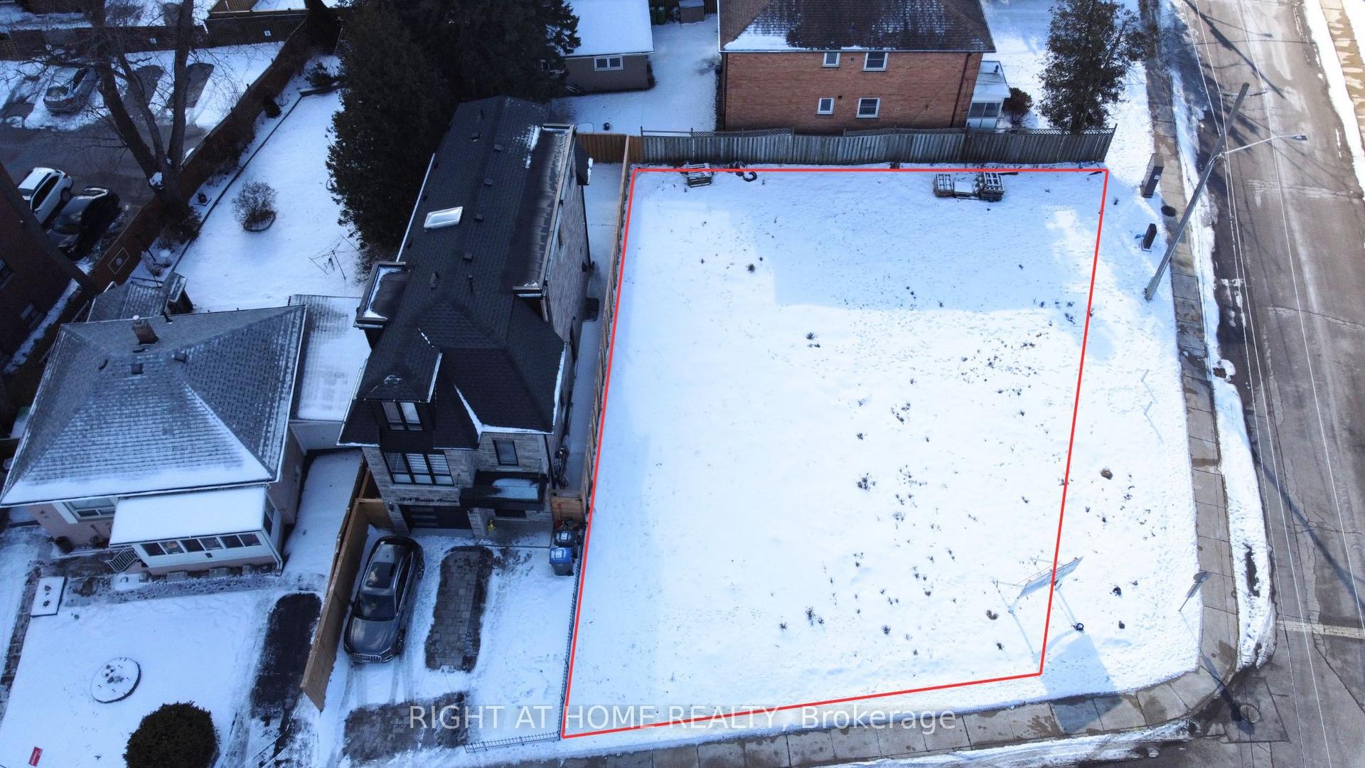 10 B and C Benson Avenue — photo 1