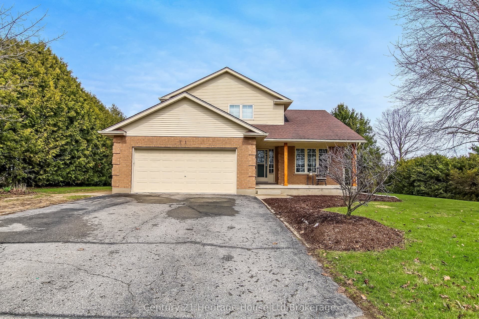 474462 Dodge Line — photo 1