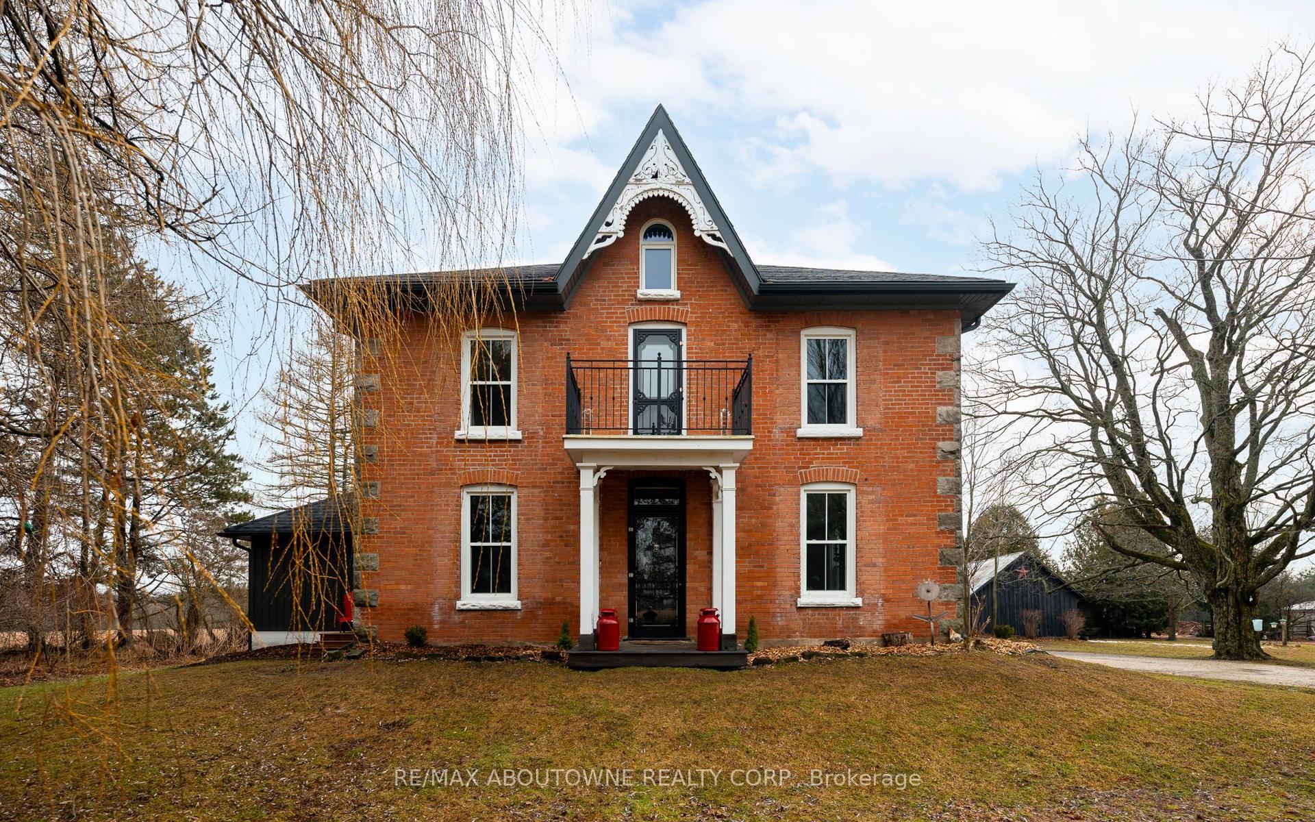 674217 Hurontario Street — photo 1