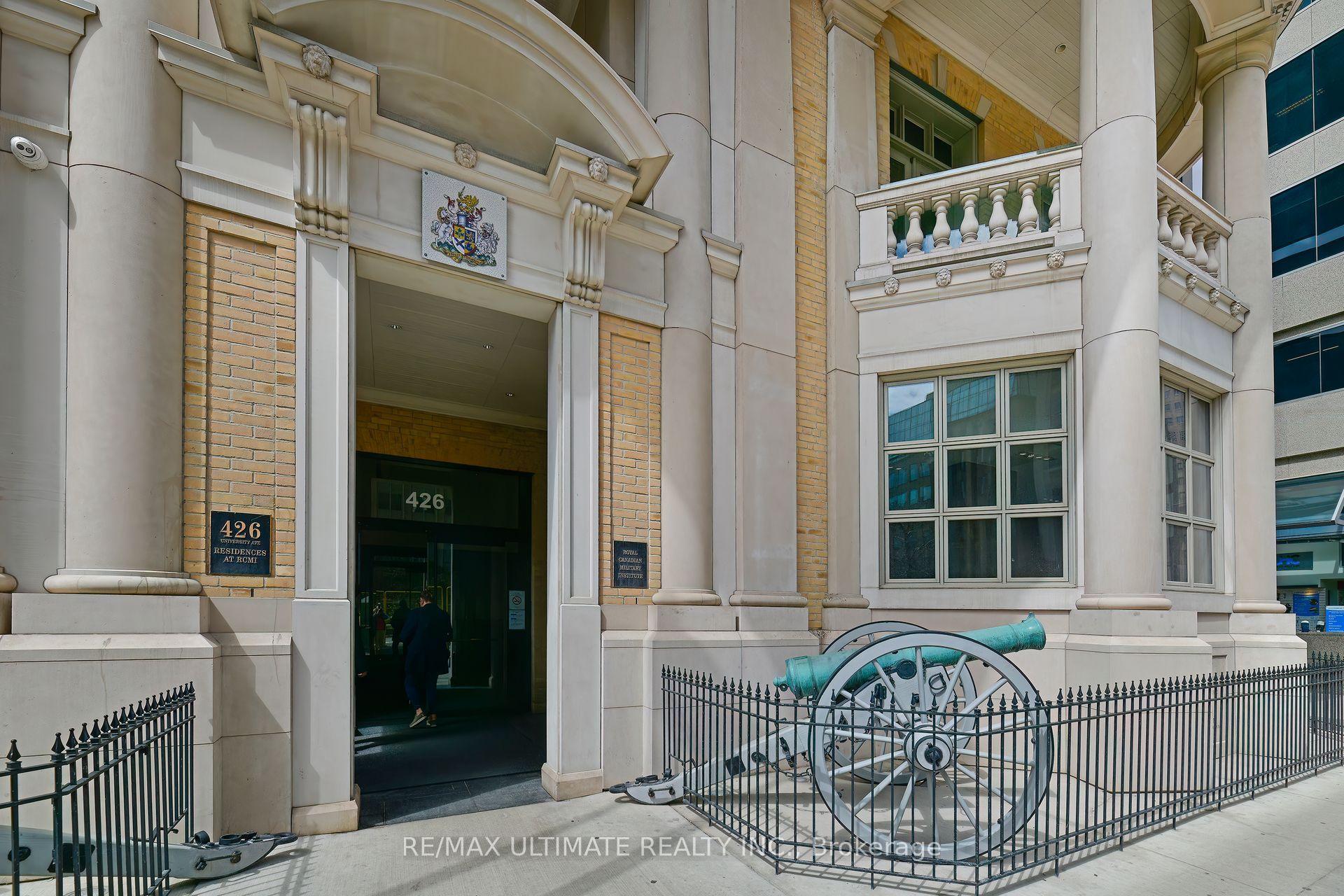 426 University Avenue 1106 #1106 — photo 1