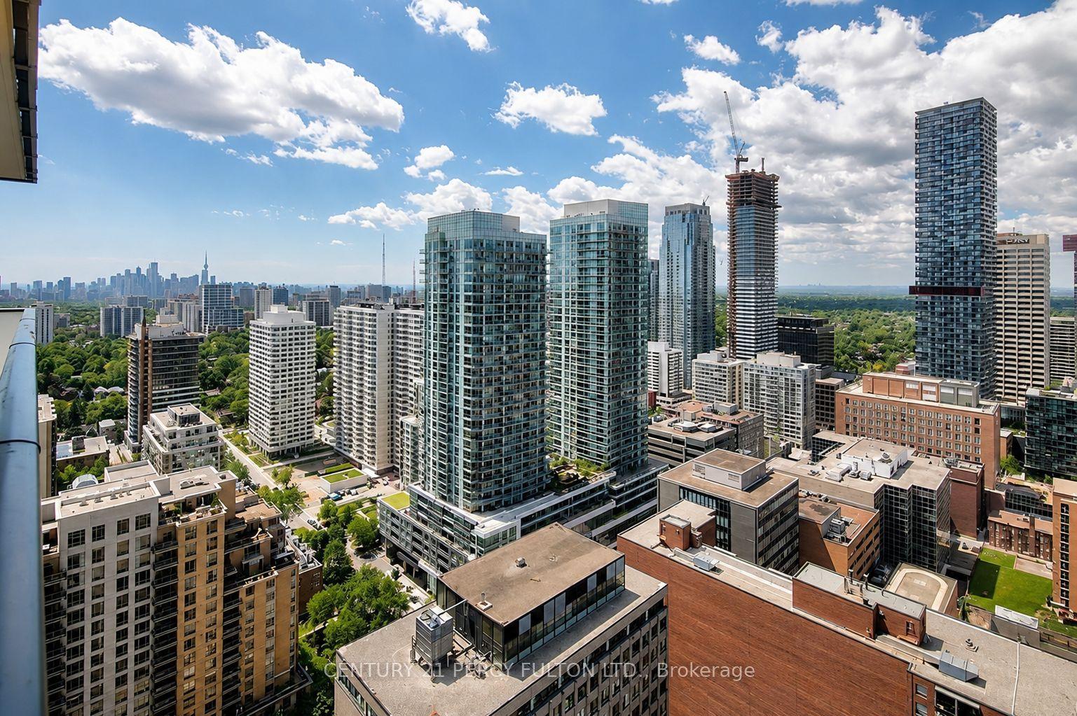 161 Roehampton Avenue 4207 #4207, Toronto — Condo for lease, photo 1