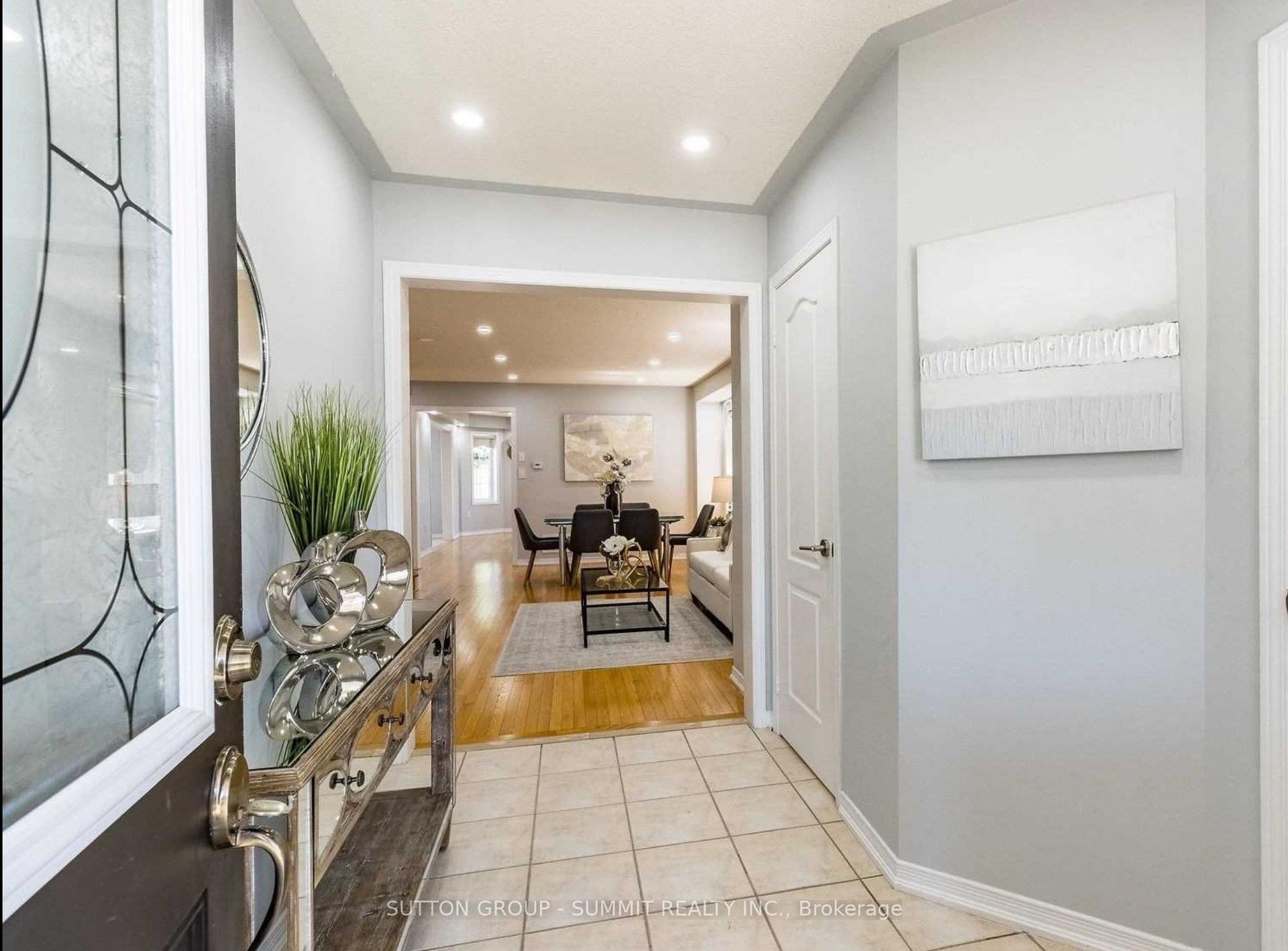17 River Heights Drive, Brampton — Detached for sale, photo 1