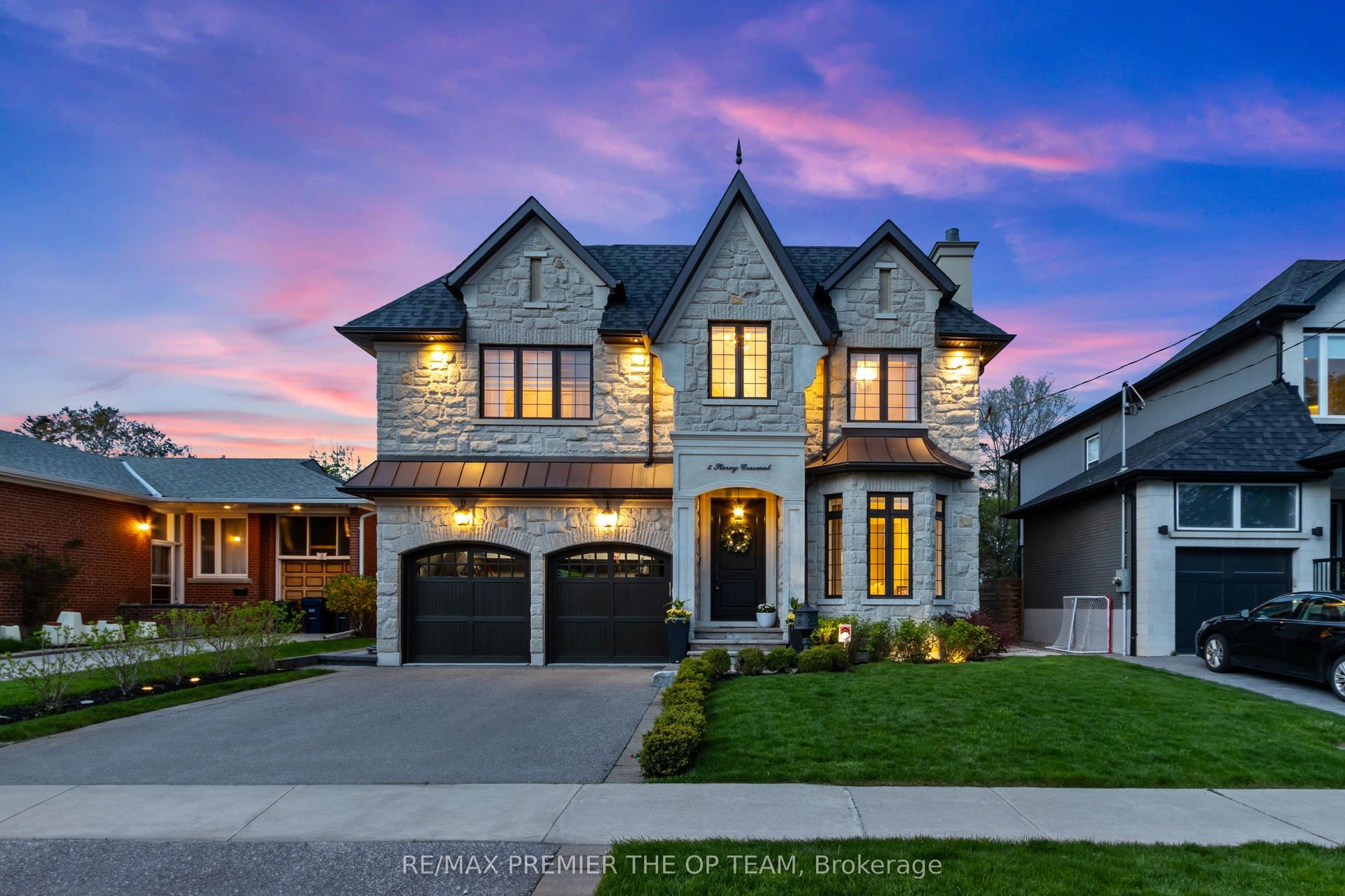 5 Storey Crescent — photo 1