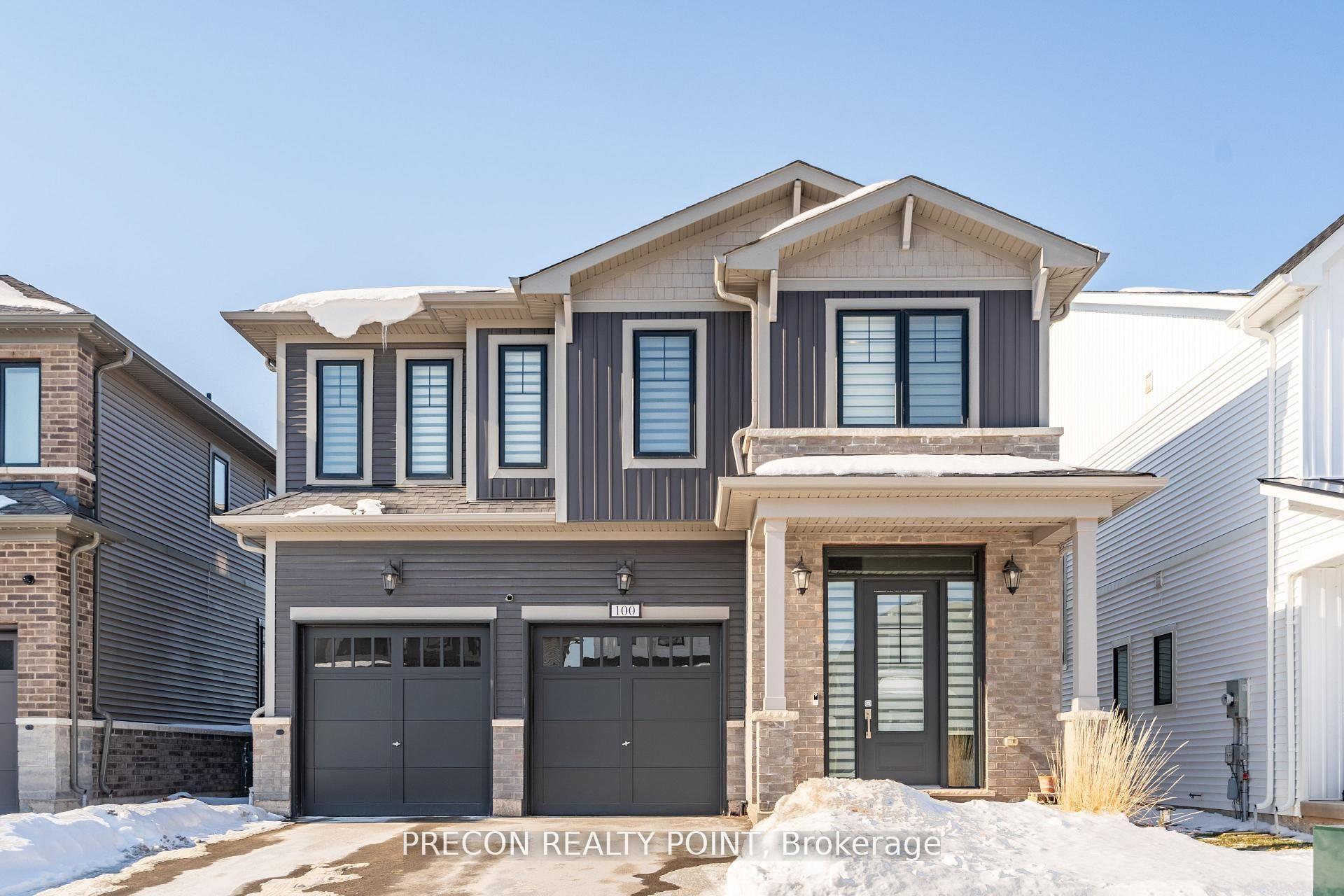 100 Starfire Crescent — photo 1