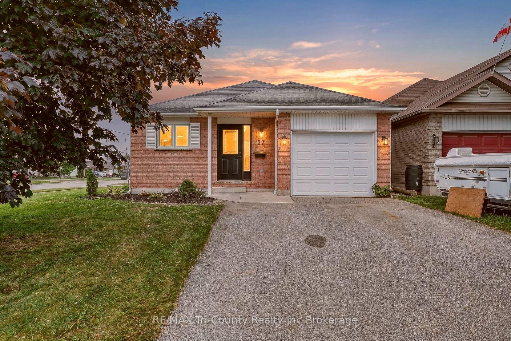 67 Beckett Boulevard, Tillsonburg — Detached for sale, photo 1