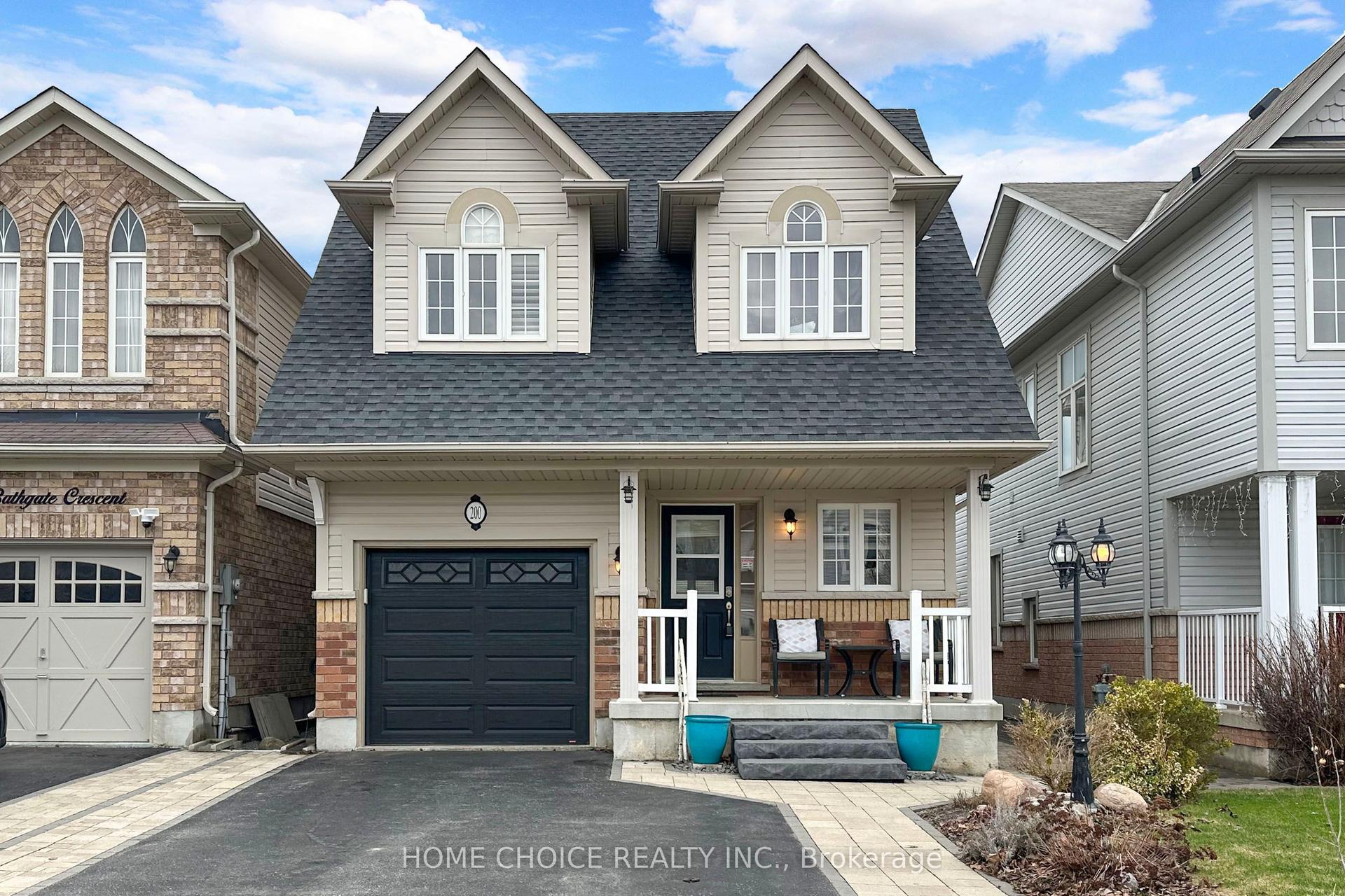 200 Bathgate Crescent — photo 1