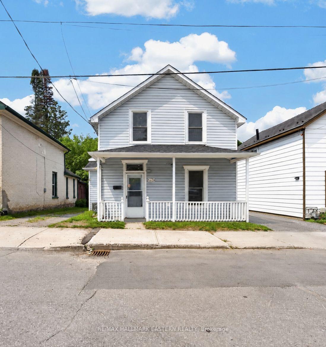 625 Union Street, Peterborough — Detached for sale, photo 1