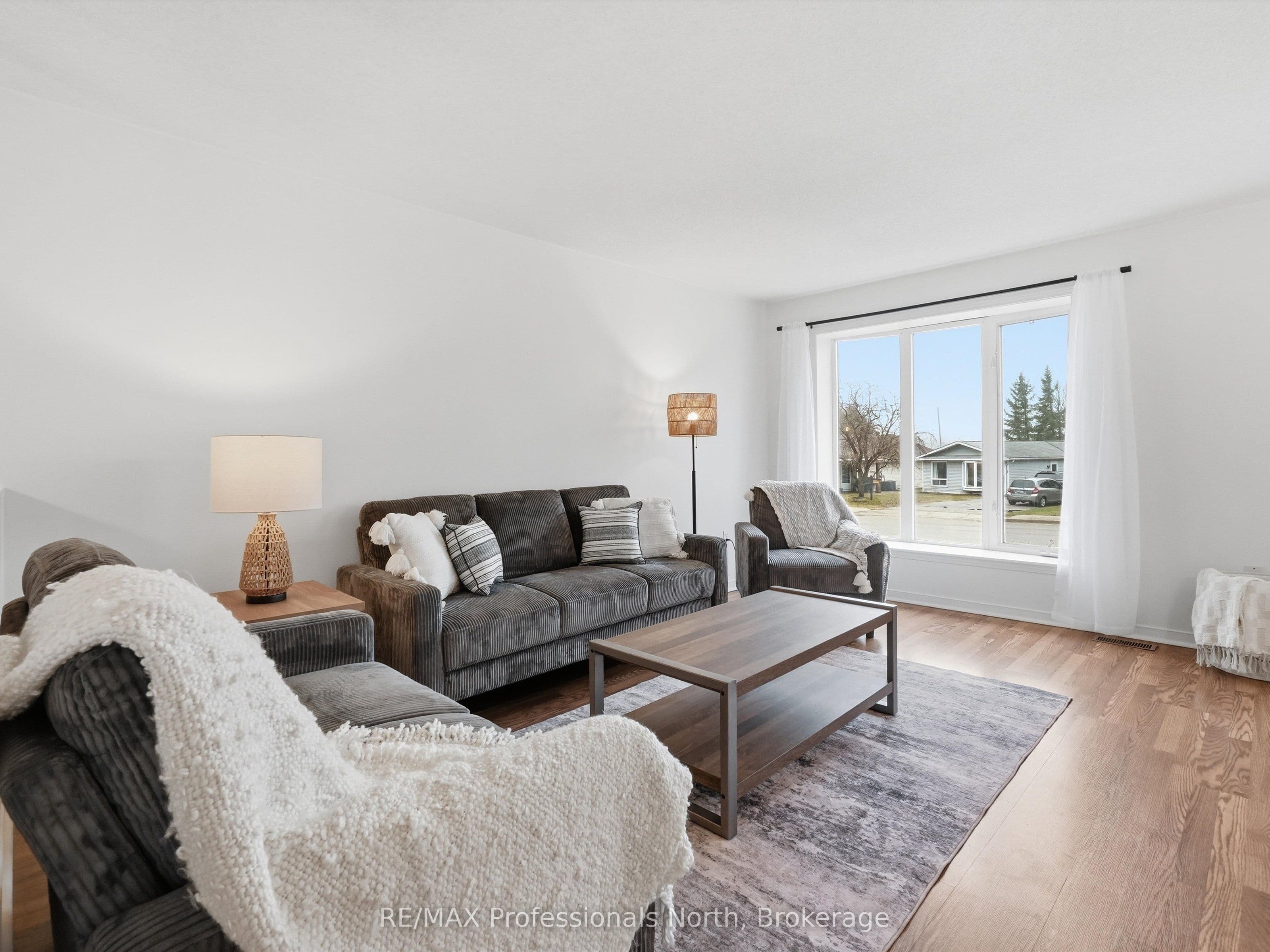 29 PINECONE DR. N/A — photo 1