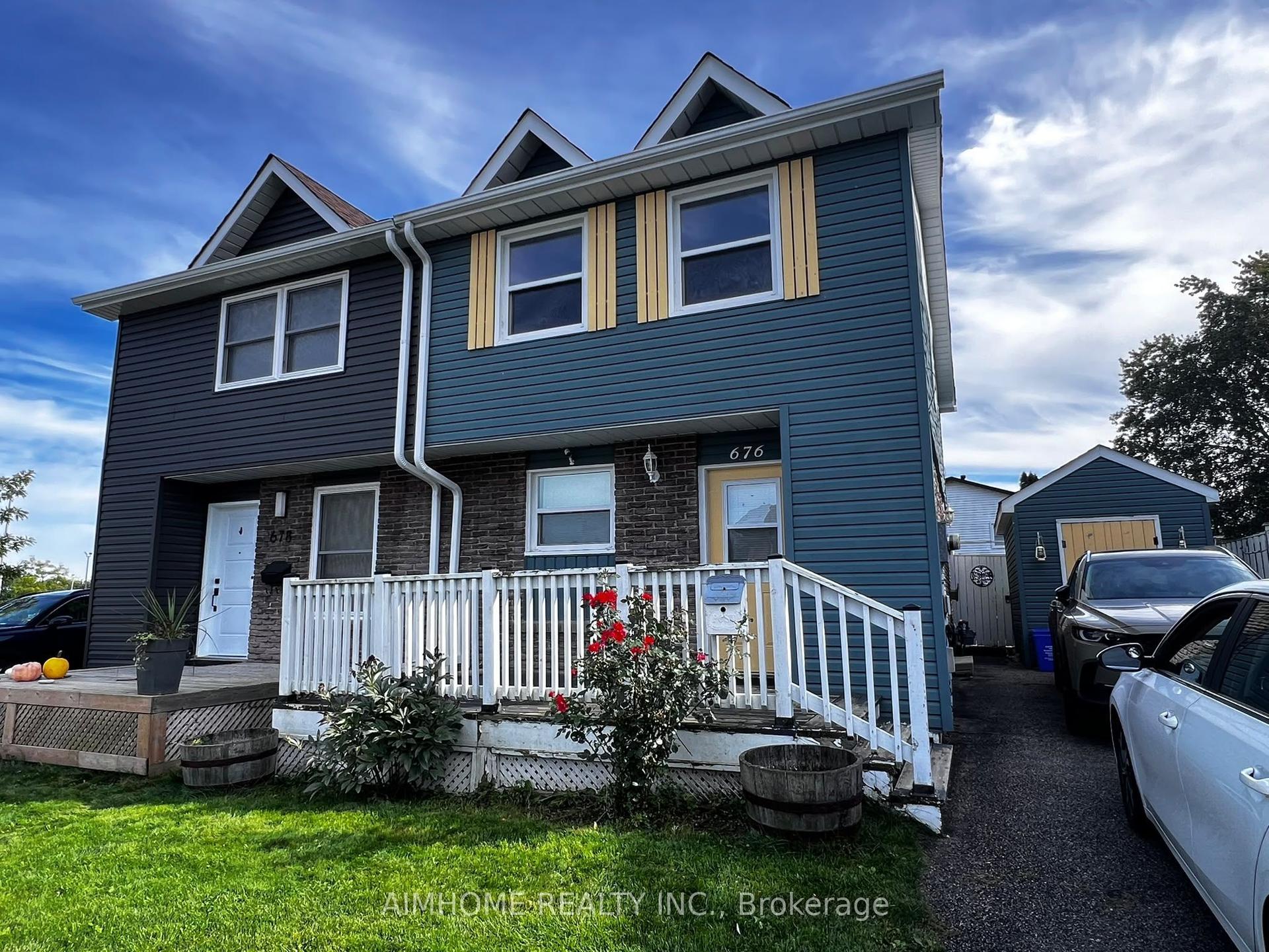 676 Balsam Crescent, Oshawa — Semi-Detached for lease, photo 1