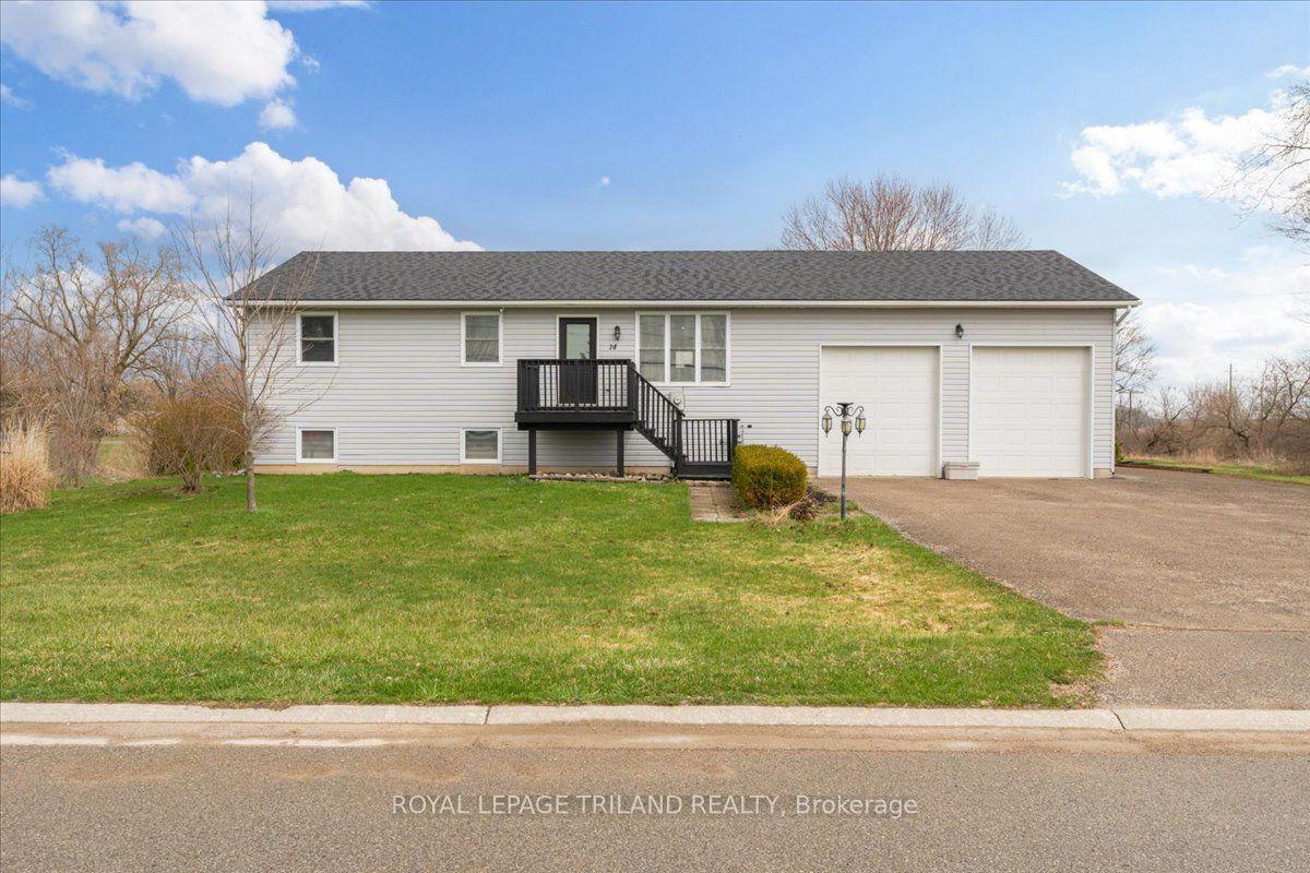 14 Wellington Avenue — photo 1