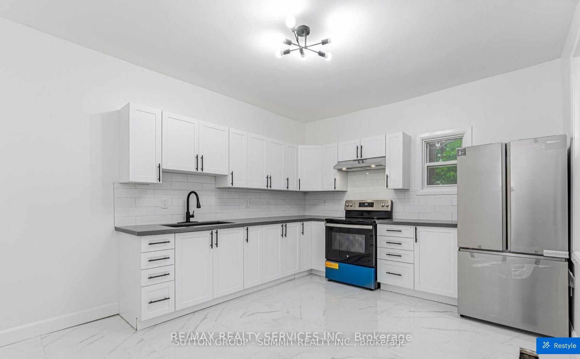 439 Ferguson Avenue N, Hamilton — Detached for sale, photo 1