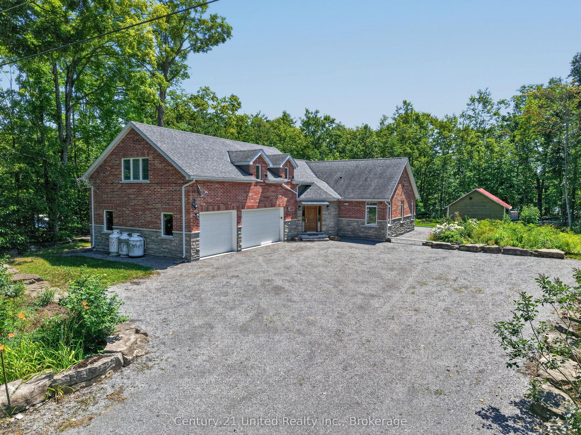 15 Library Road, North Kawartha — Detached for sale, photo 1