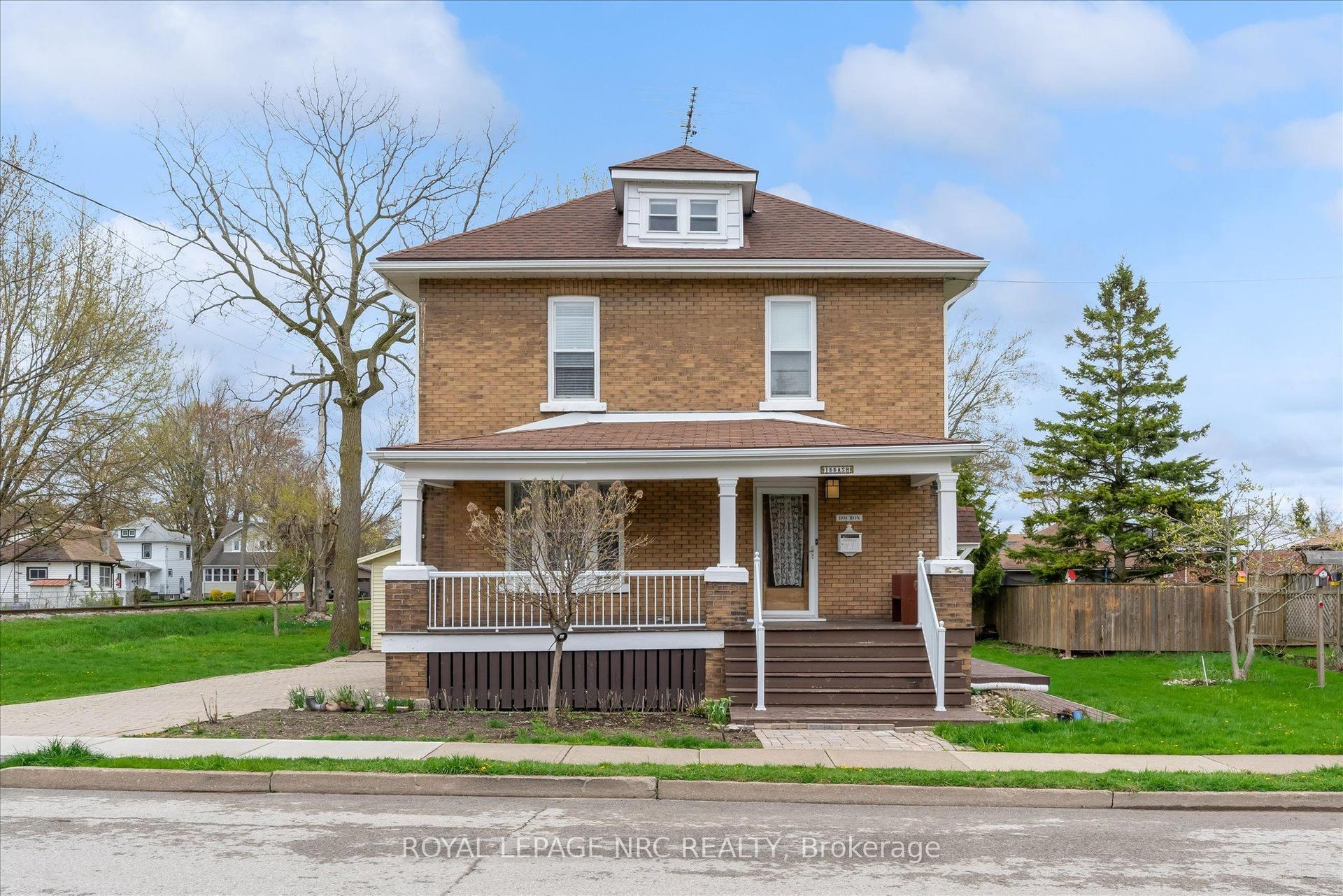 155 Ash Street — photo 1