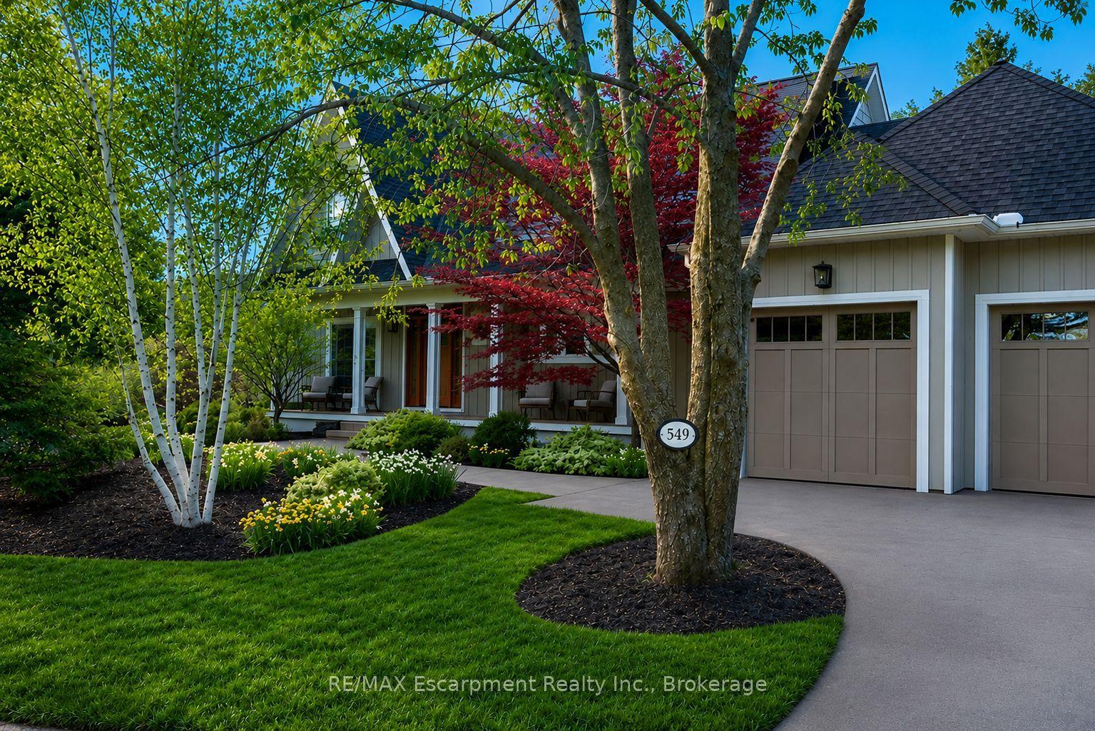 549 Jeanette Drive — photo 1