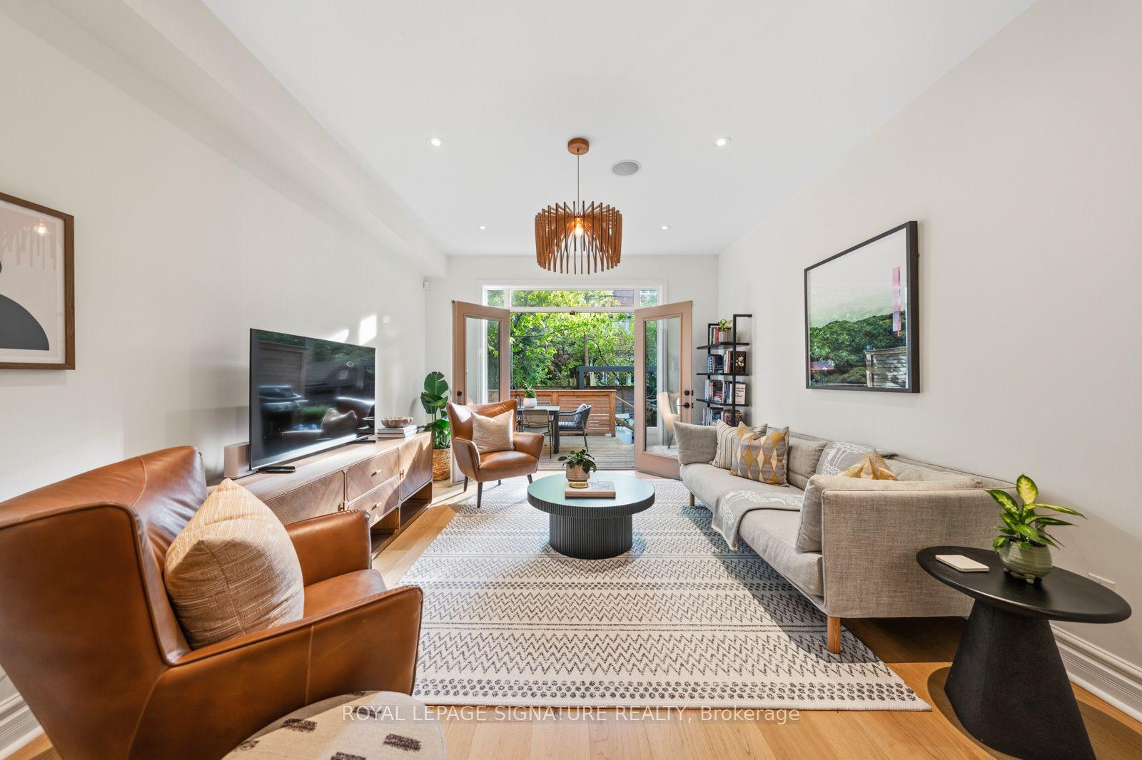 16A Bingham Avenue — photo 1