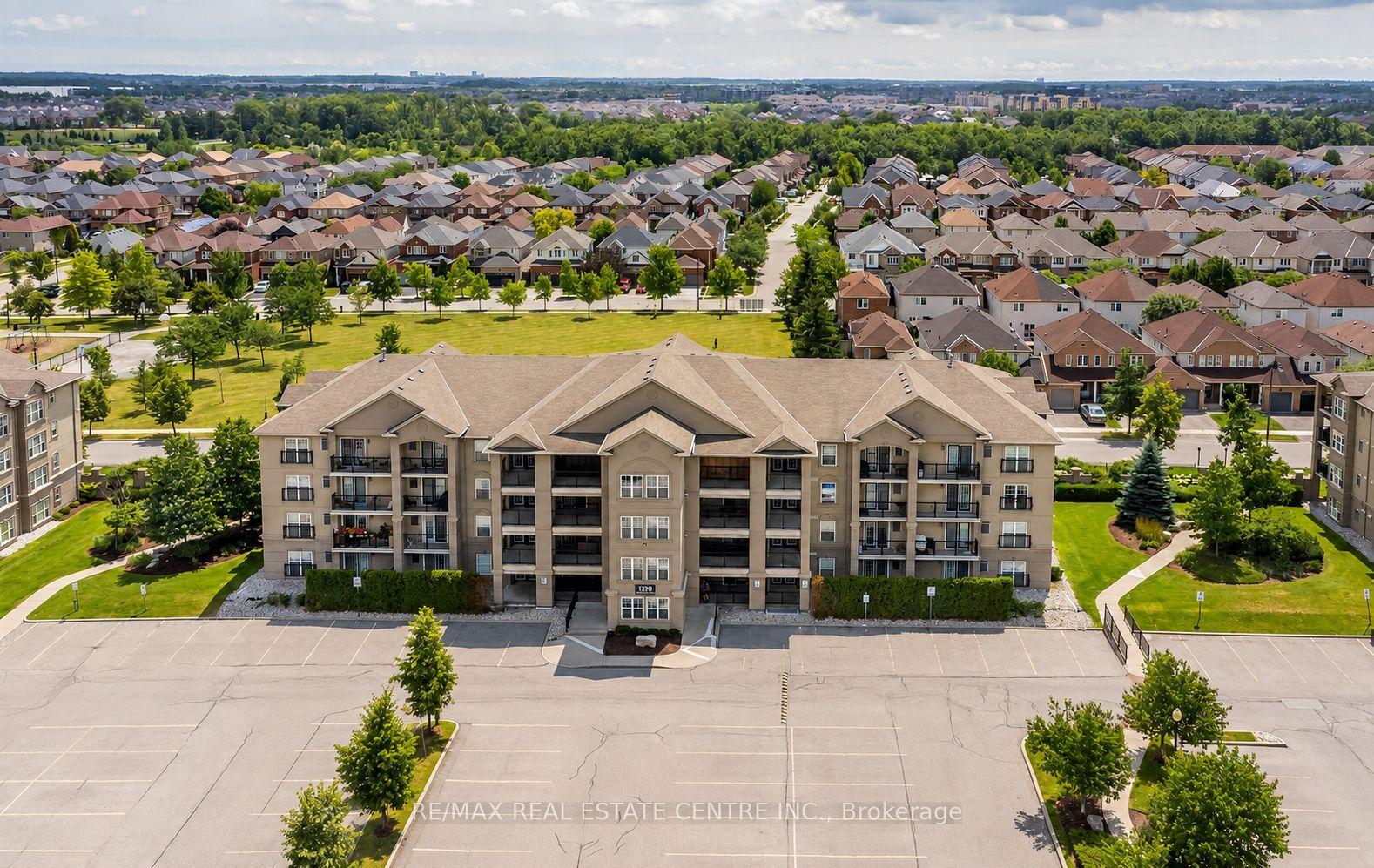 1370 Main Street E 205 #205, Milton — Condo for sale, photo 1