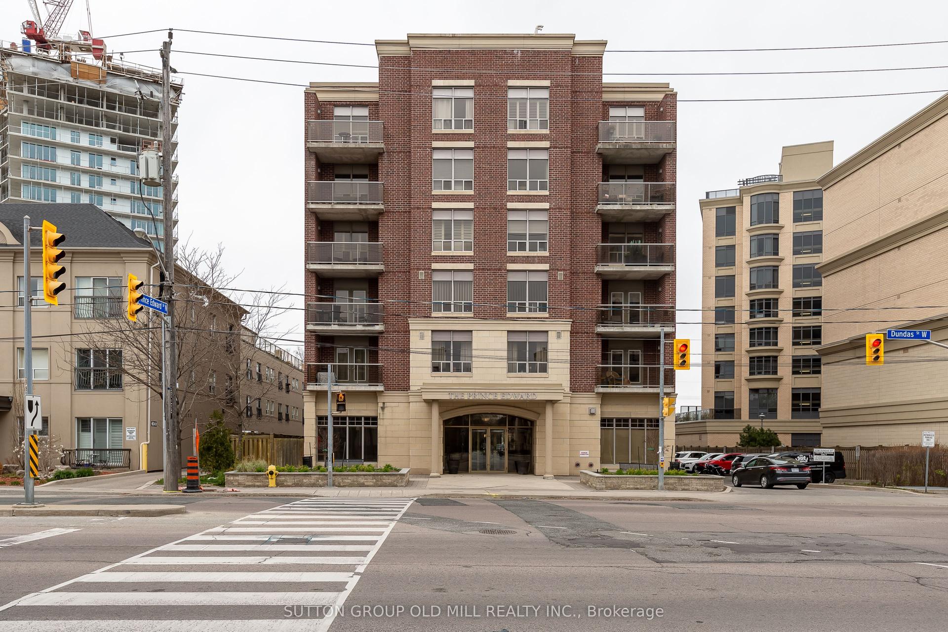 4196 Dundas Street W 209 #209, Toronto — Condo for lease, photo 1
