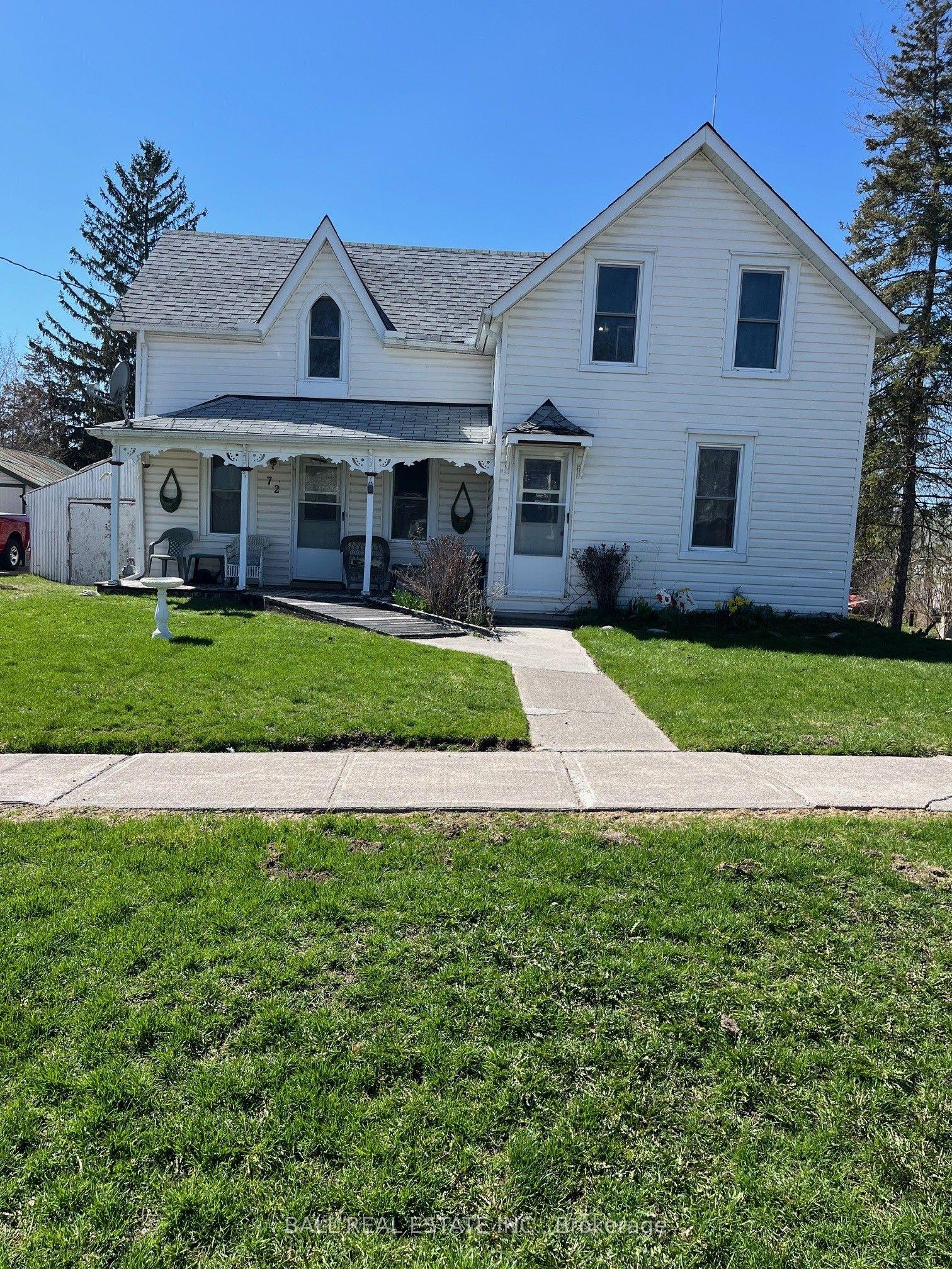 72 Booth Street S — photo 1