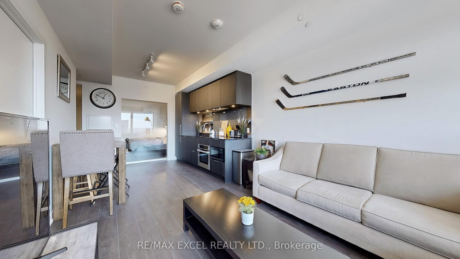 28 Ann Street 716 #716, Mississauga — Condo for sale, photo 1