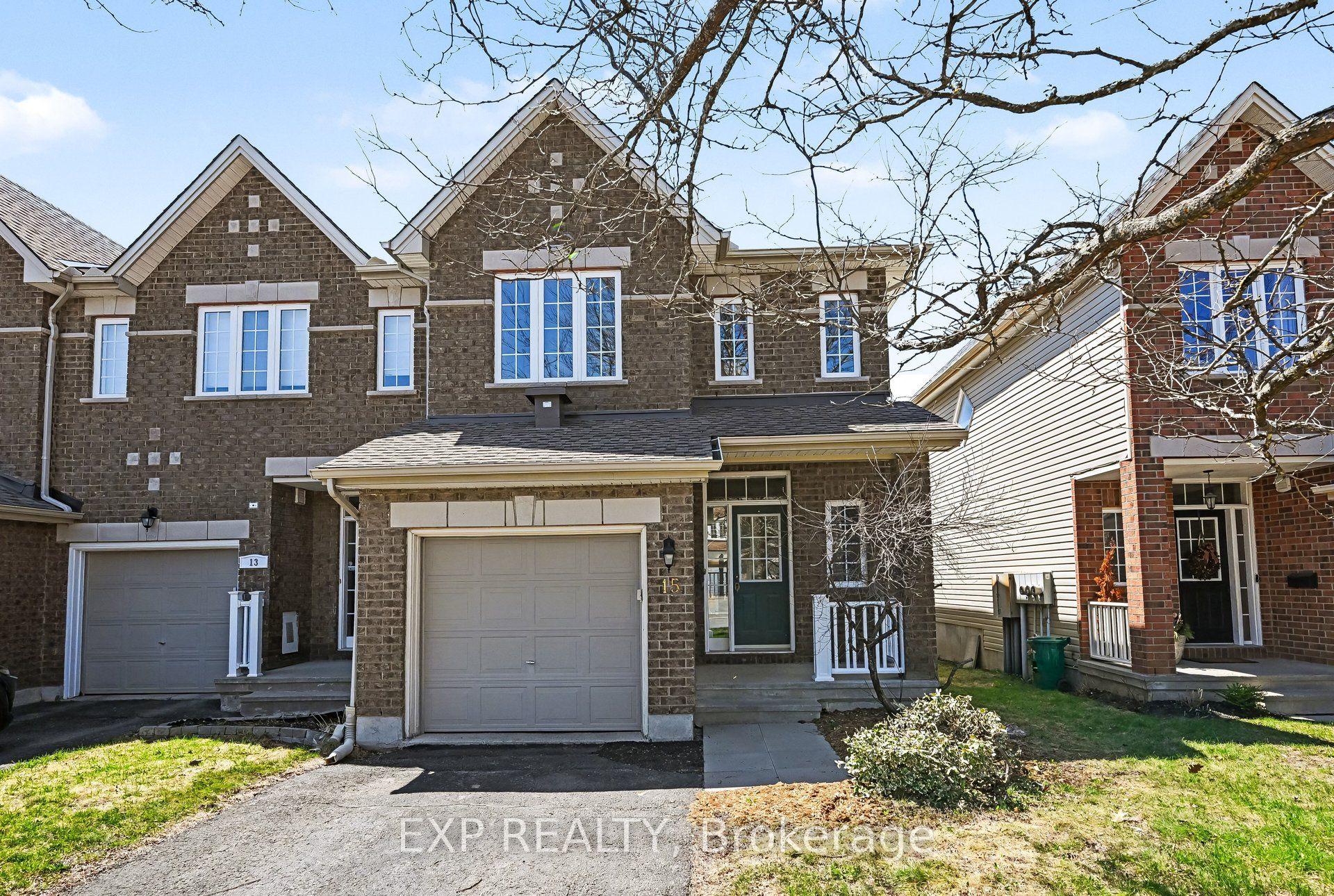 15 Cedar Valley Drive — photo 1