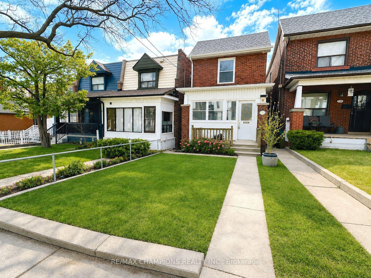 196 Caledonia Road 2nd Flr #2nd Flr, Toronto — Detached for lease, photo 1