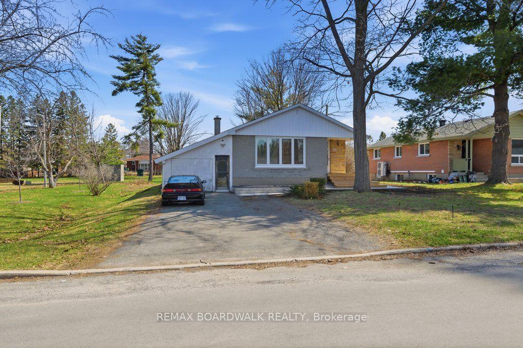 1279 Adirondack Drive — photo 1
