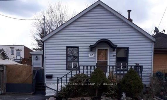 22 Alice Street, Hamilton — Detached for sale, photo 1
