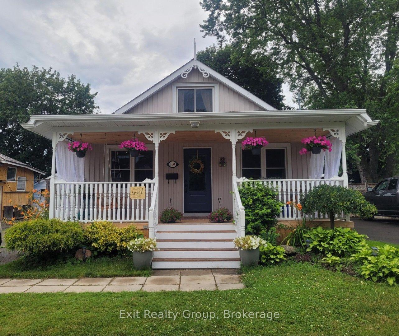 100 Arlington Avenue, Oshawa — Detached for sale, photo 1