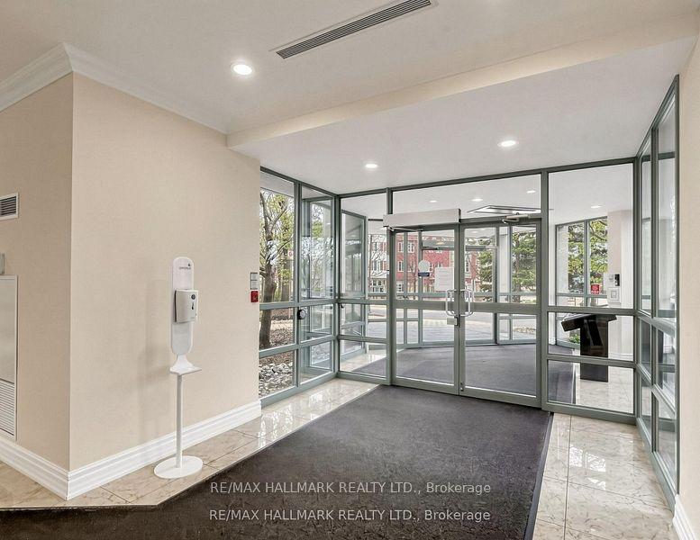 3 Ellesmere Street 106 #106, Richmond Hill — Condo for lease, photo 1