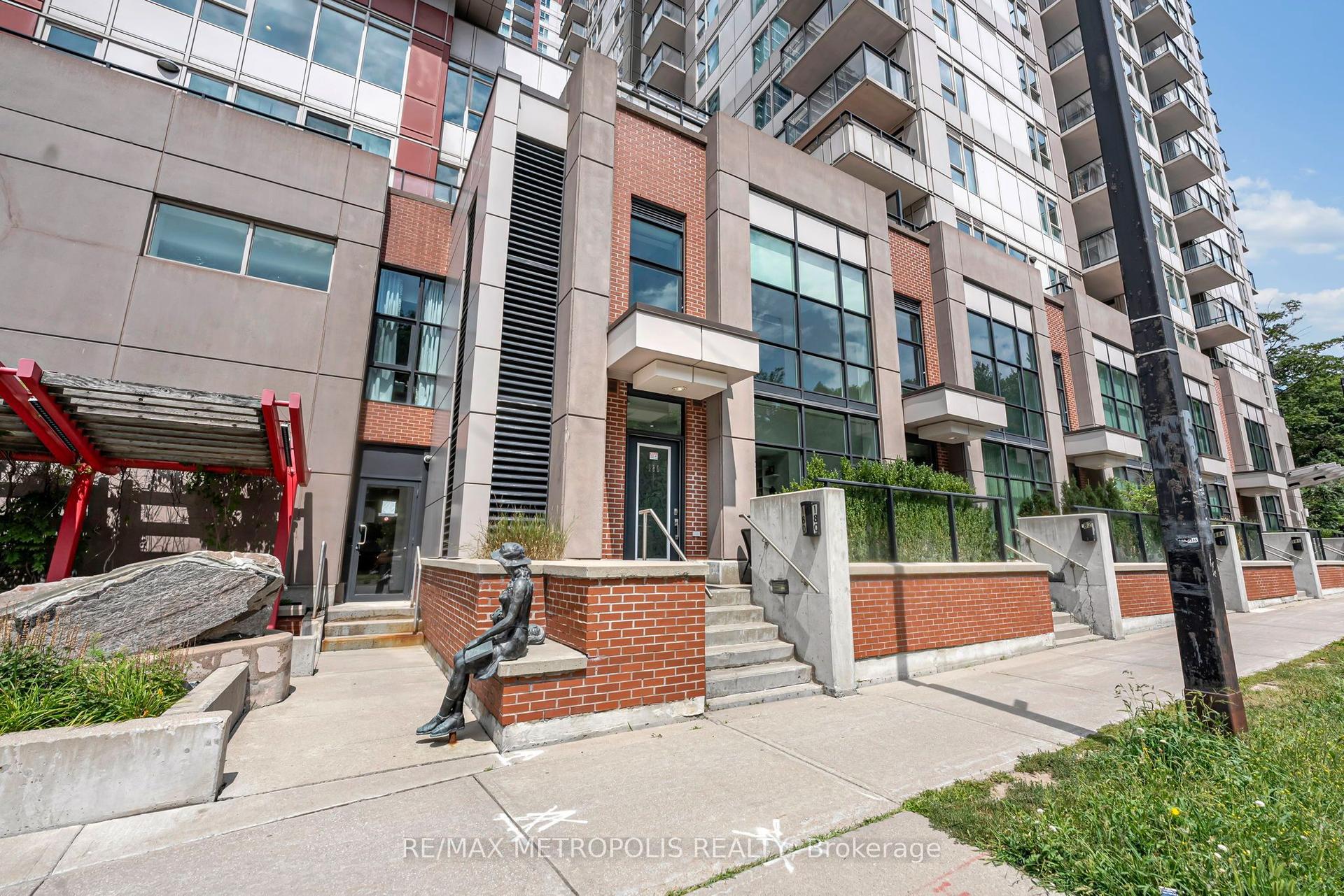 180 Borough Drive, Toronto — Condo for sale, photo 1