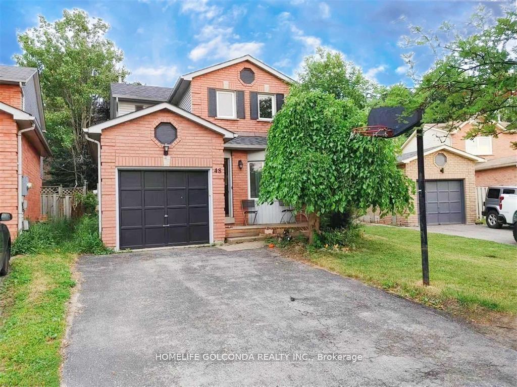 48 Hadden Crescent — photo 1