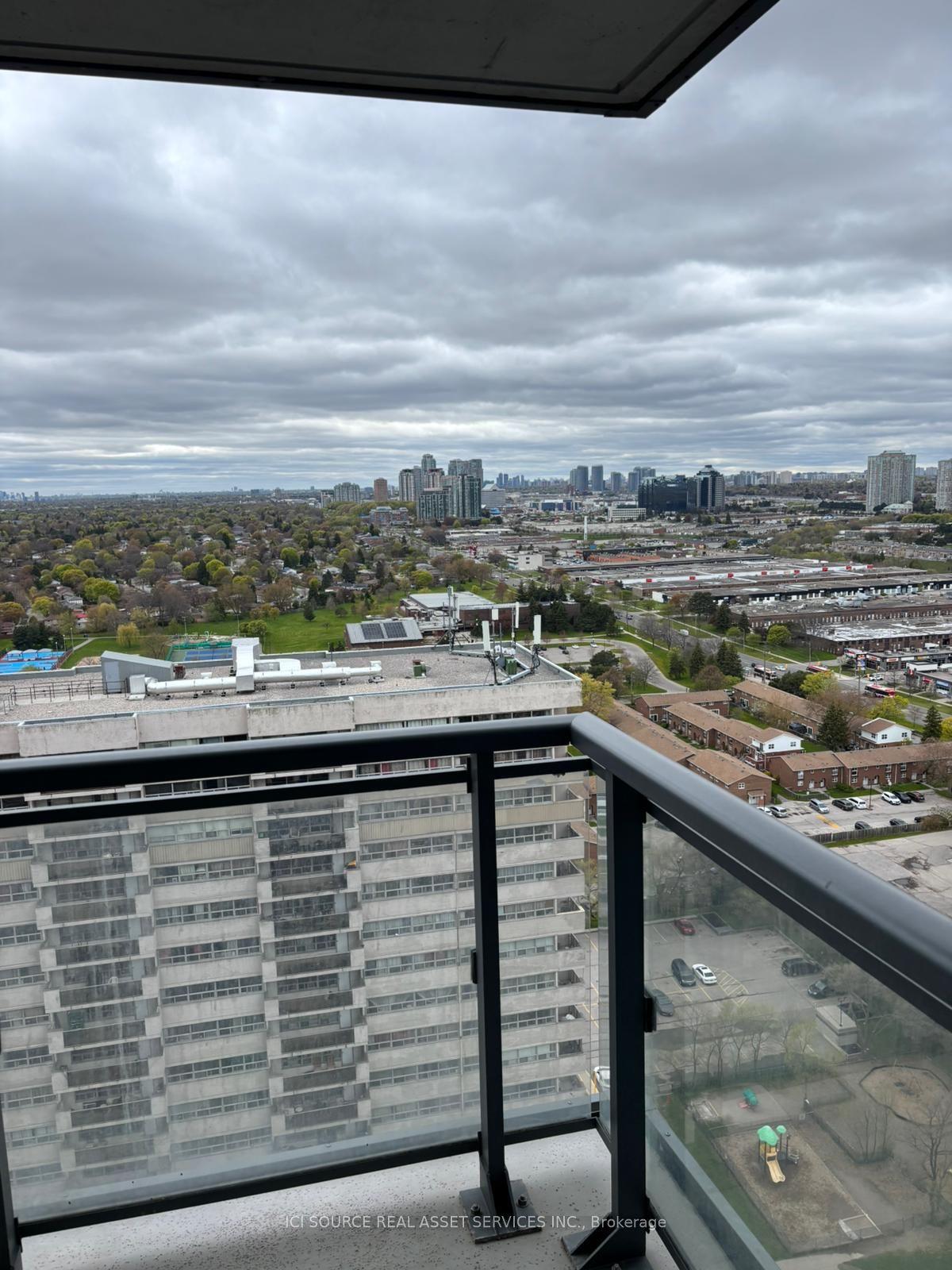 30 Meadowglen Place 2504 #2504, Toronto — Condo for sale, photo 1