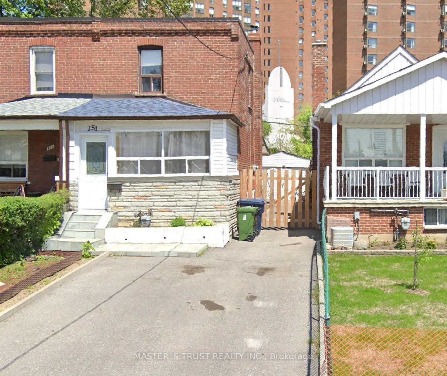 151 Dynevor Road Lower #Lower — photo 1