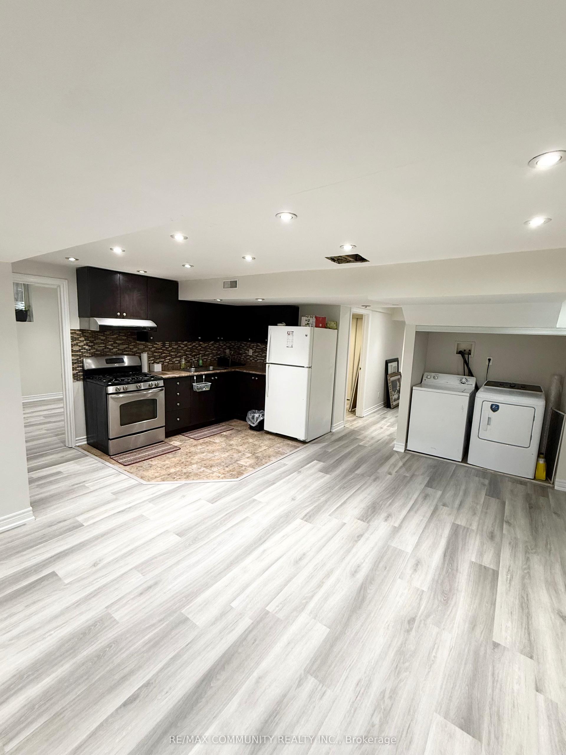 3 Loonstone Street Basement #Basement, Whitby — Detached for lease, photo 1