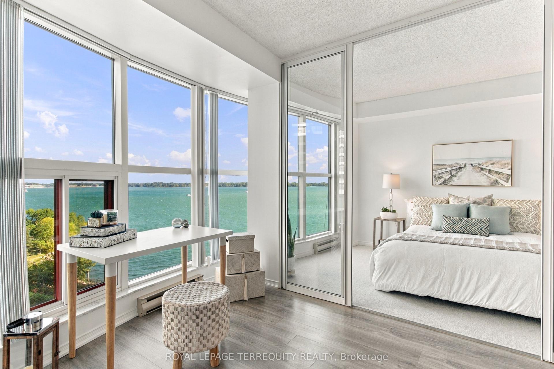 99 Harbour Square 1104 #1104, Toronto — Condo for sale, photo 1