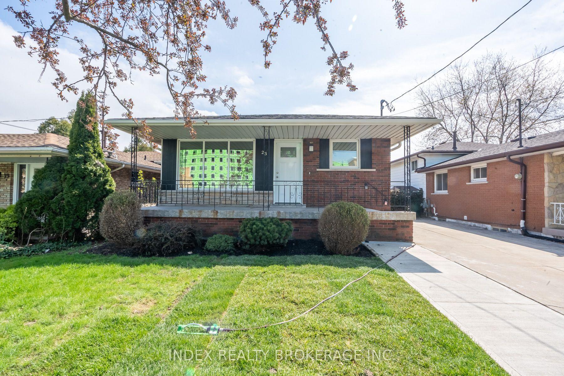 23 Tyrone Drive — photo 1