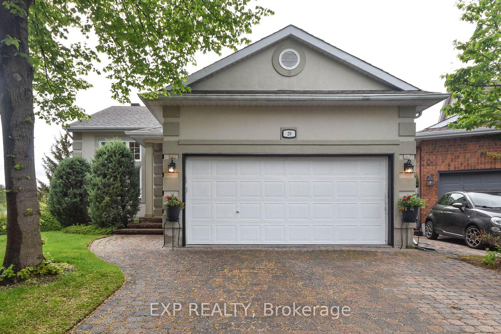 29 STONECROFT Terrace — photo 1