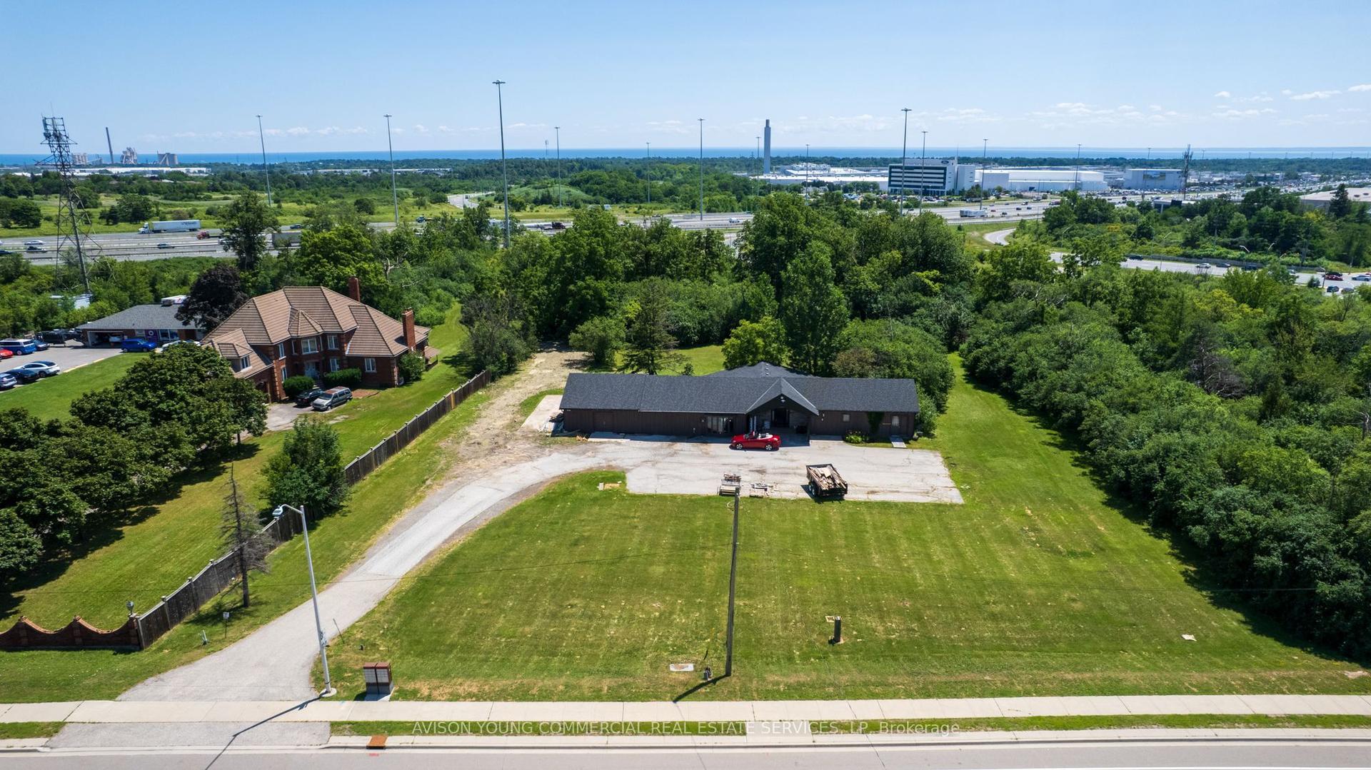 2078 Upper Middle Road E, Oakville — Commercial for sale, photo 1