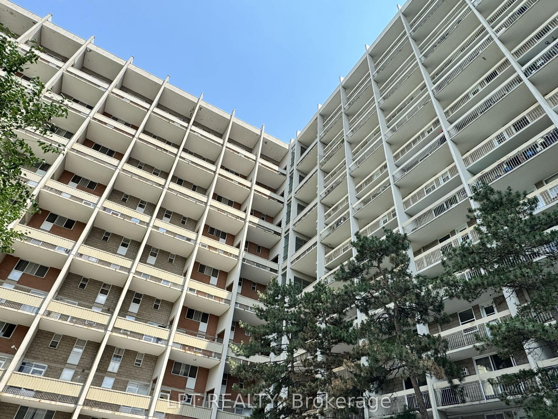 350 Quigley Road 512 #512, Hamilton — Condo for sale, photo 1