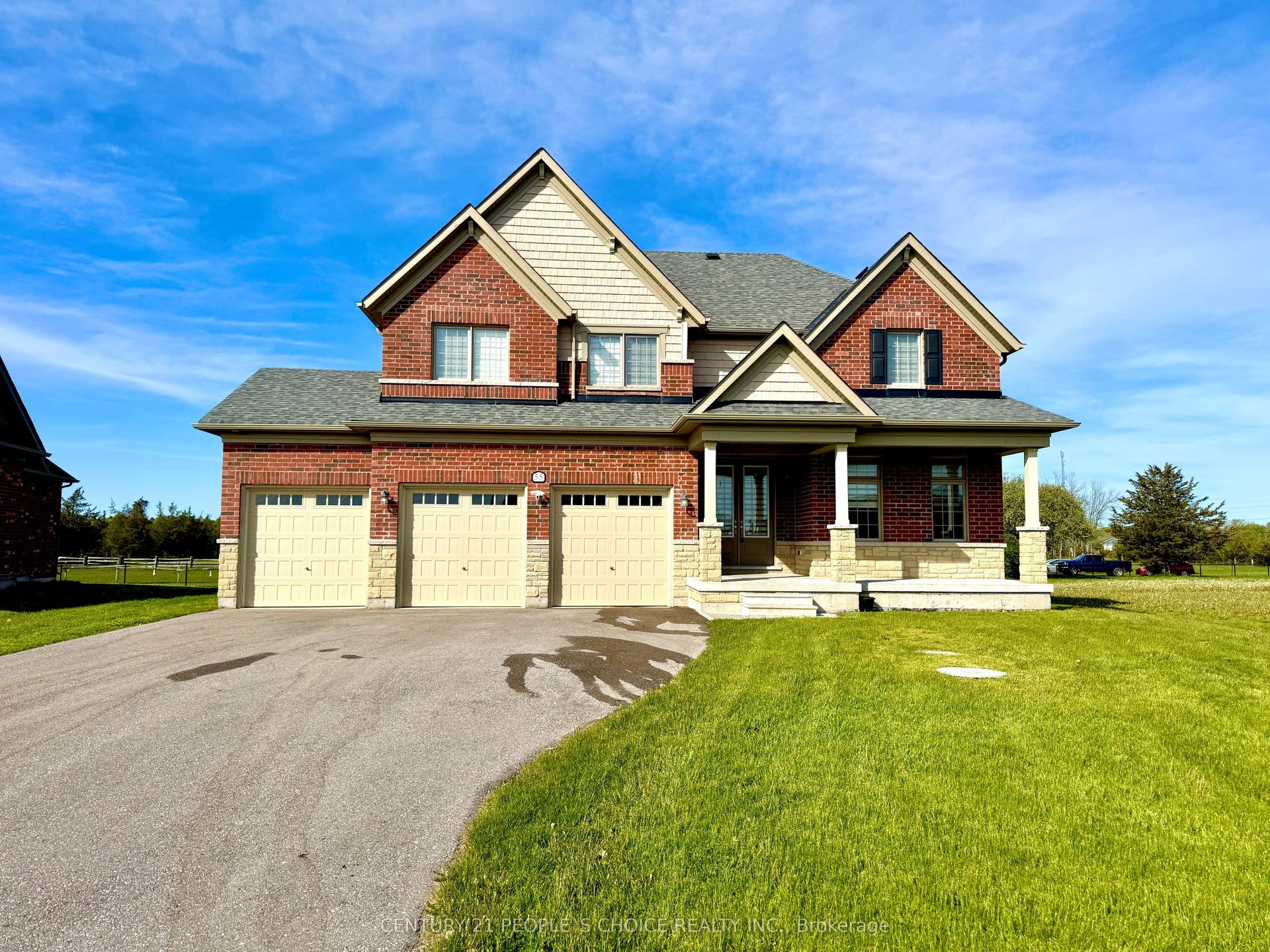 55 Summer Breeze Drive — photo 1