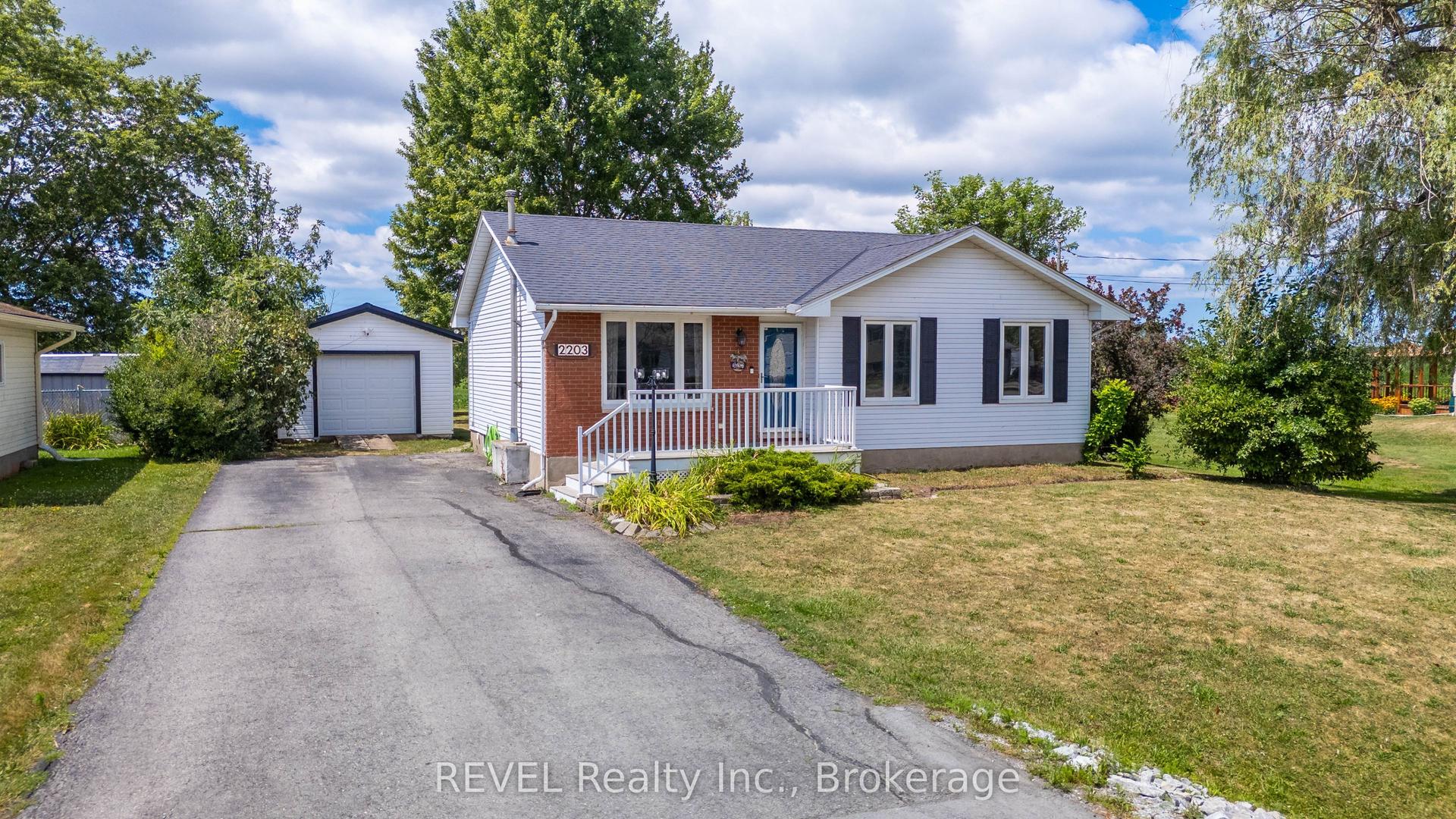 2203 STEVENSVILLE Road, Fort Erie — Detached for sale, photo 1