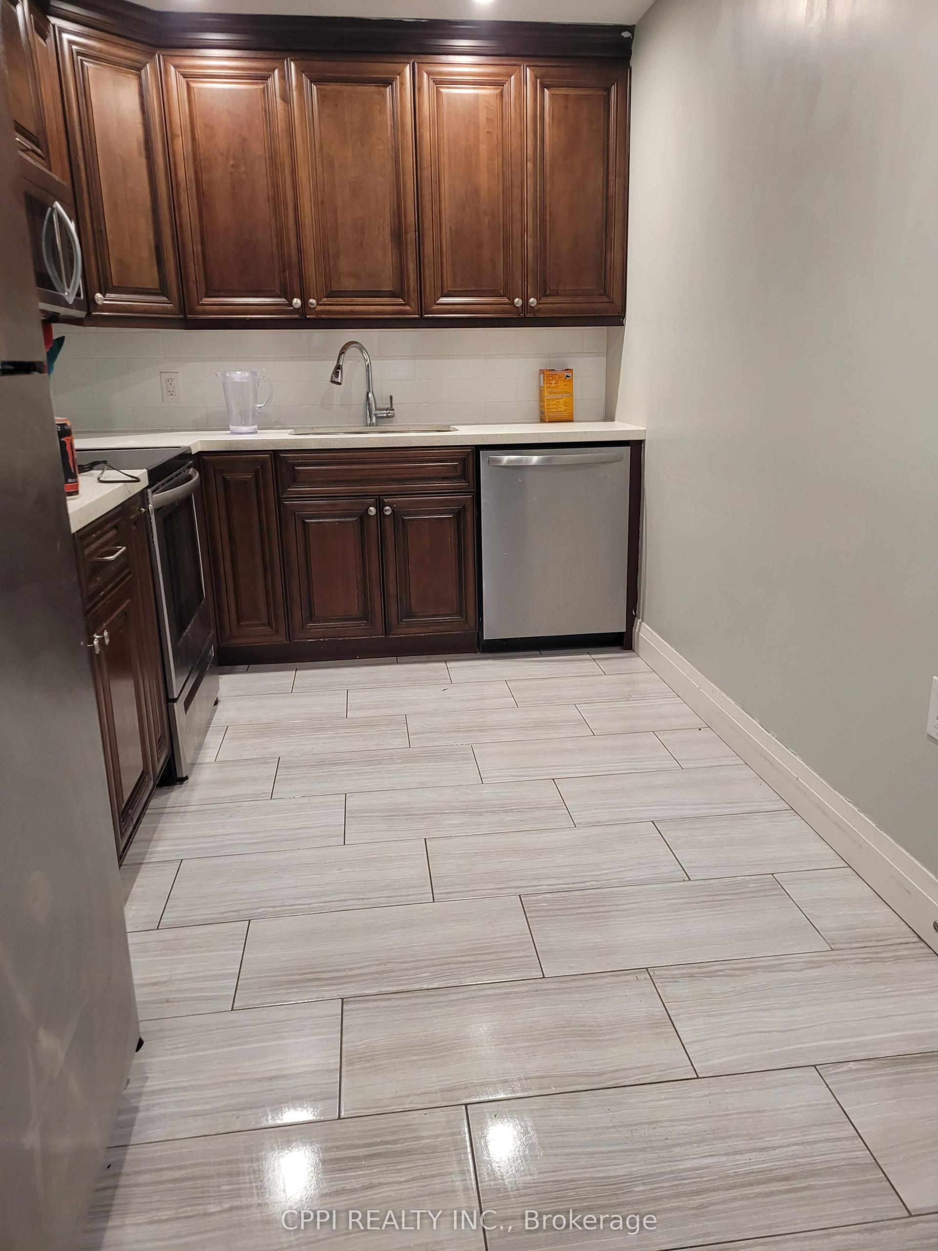 67 Minto Street 102 #102 — photo 1