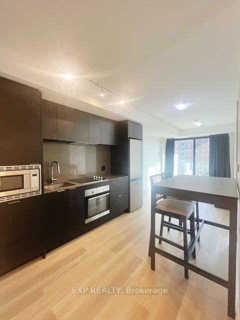 1 Jarvis Street 608 #608, Hamilton — Condo for lease, photo 1