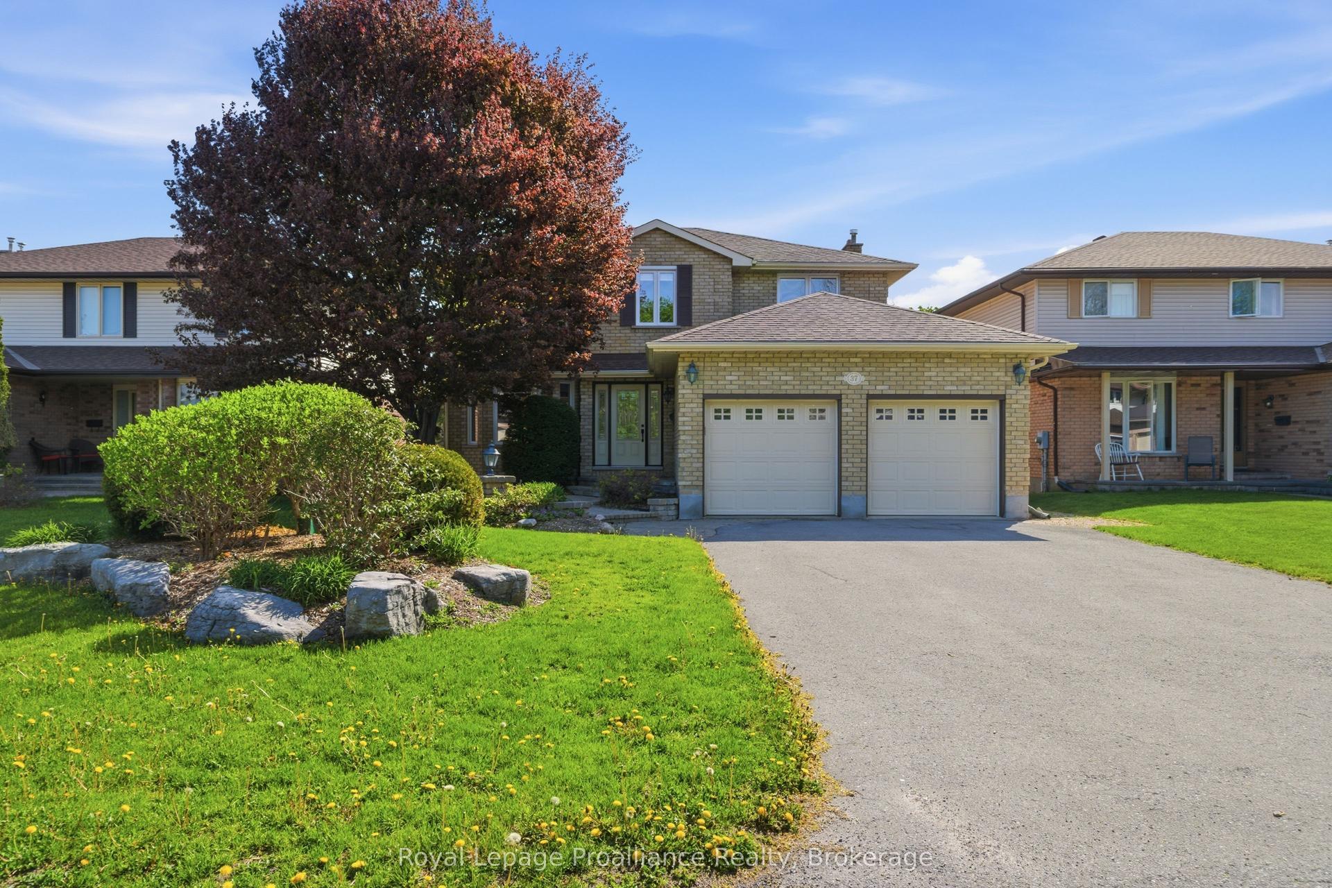 37 Dungannon Drive — photo 1