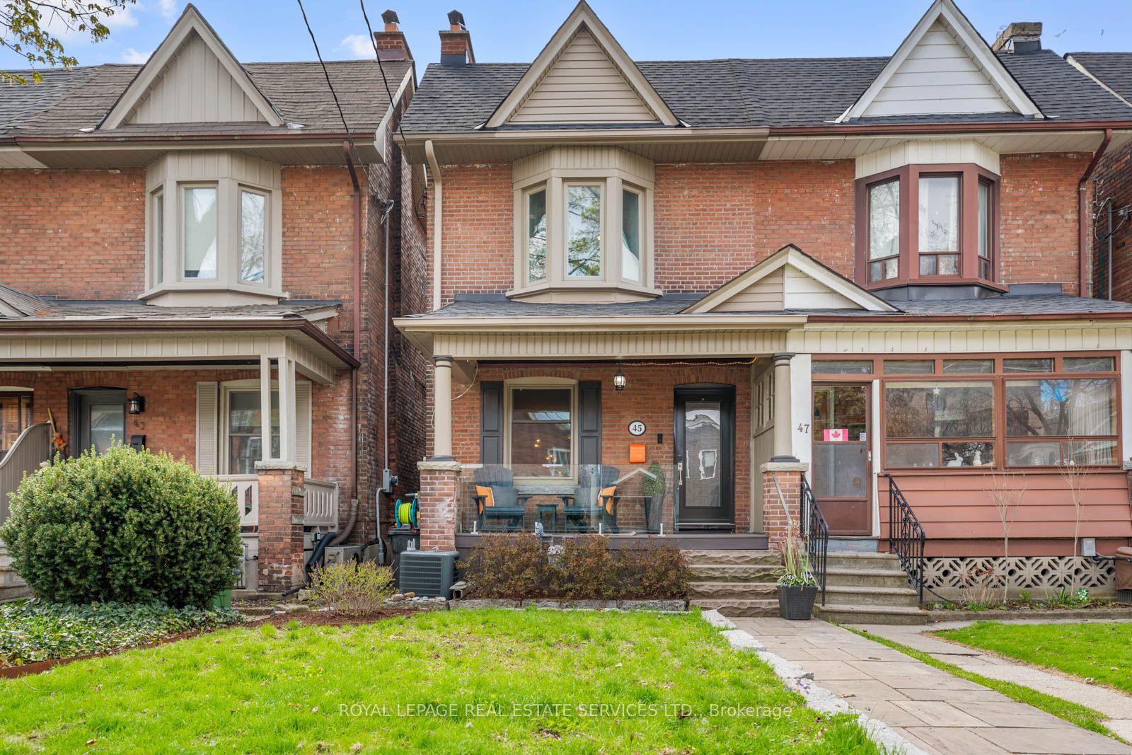 45 Vernon Street — photo 1