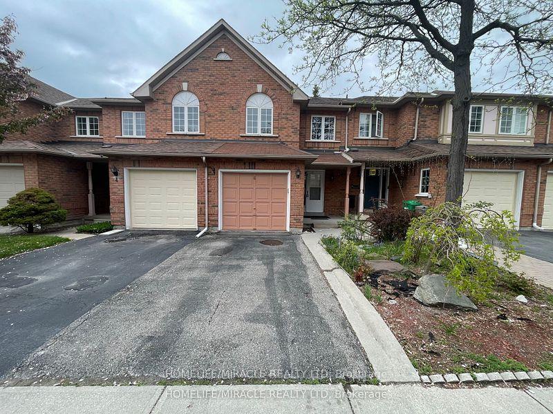 10 Cherrytree Drive 6 #6, Brampton — Condo Town for lease, photo 1